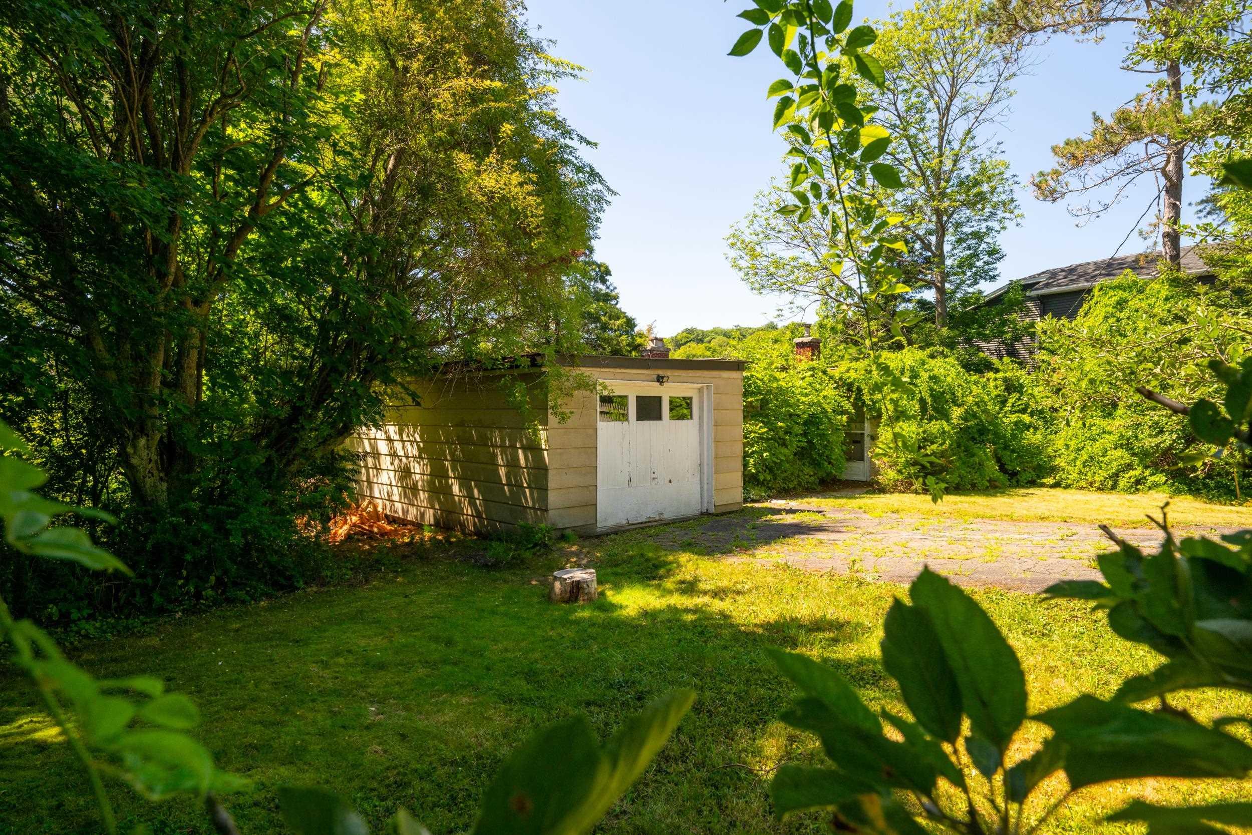 609 Shore Drive photo #15