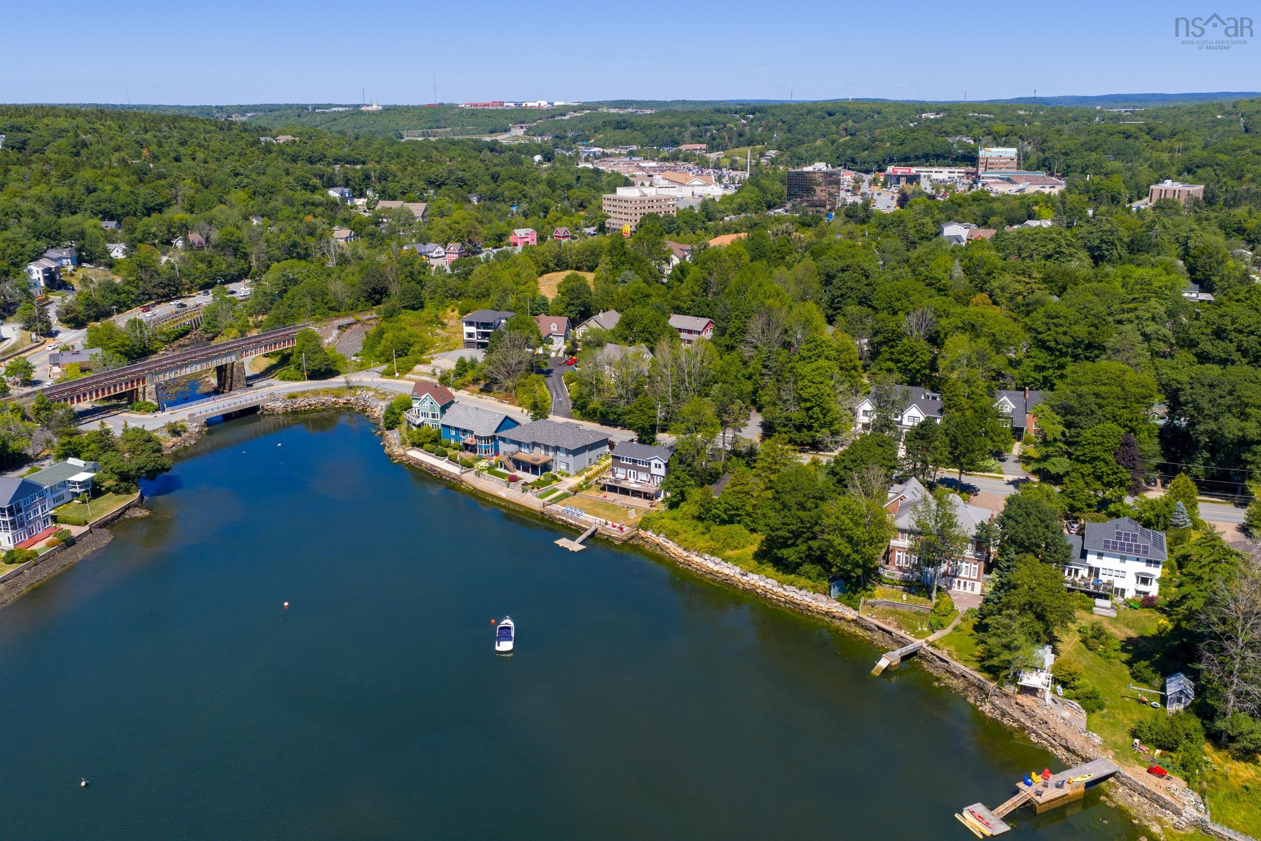 609 Shore Drive photo #8