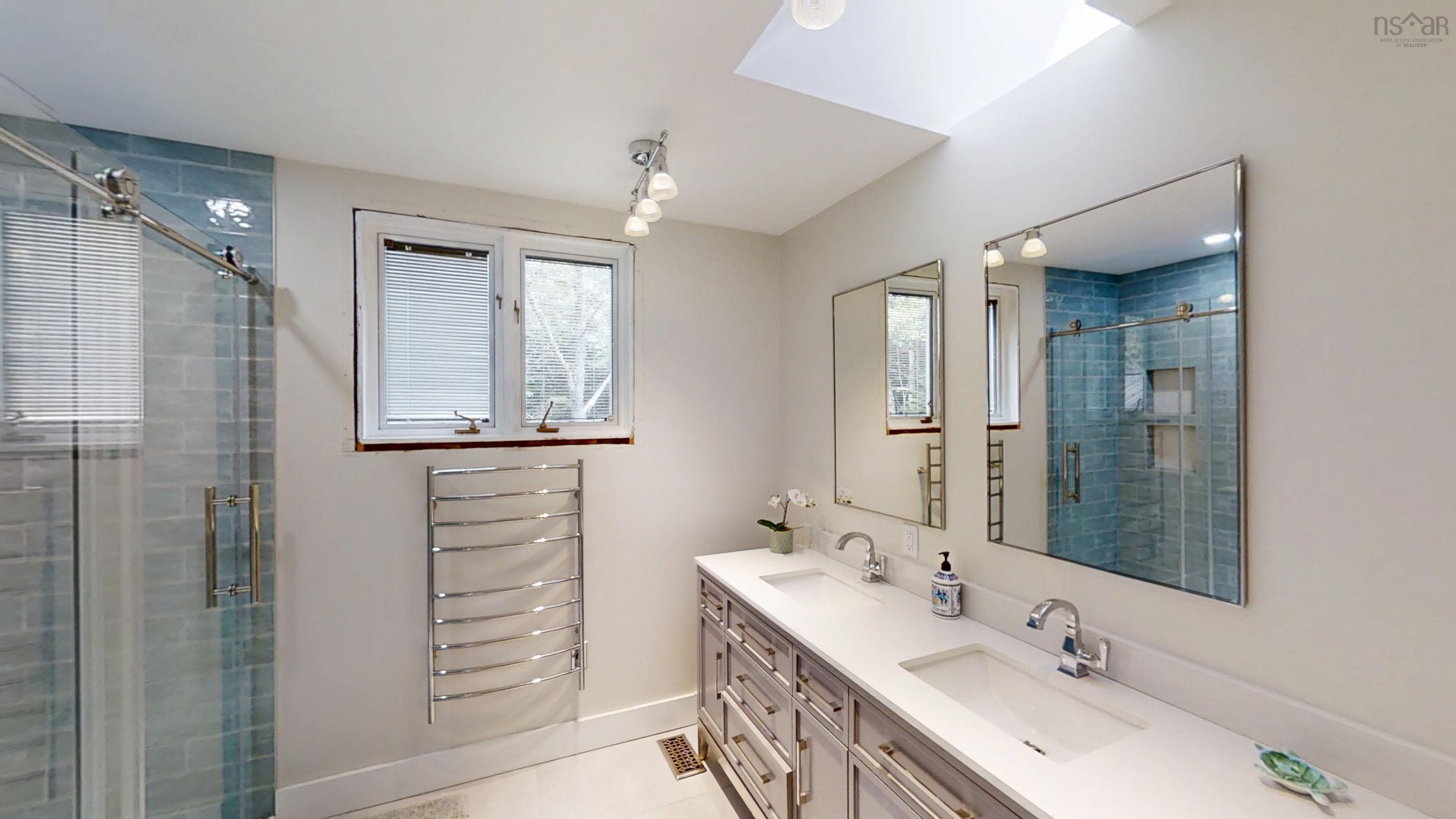 156 Parklea Drive photo #24