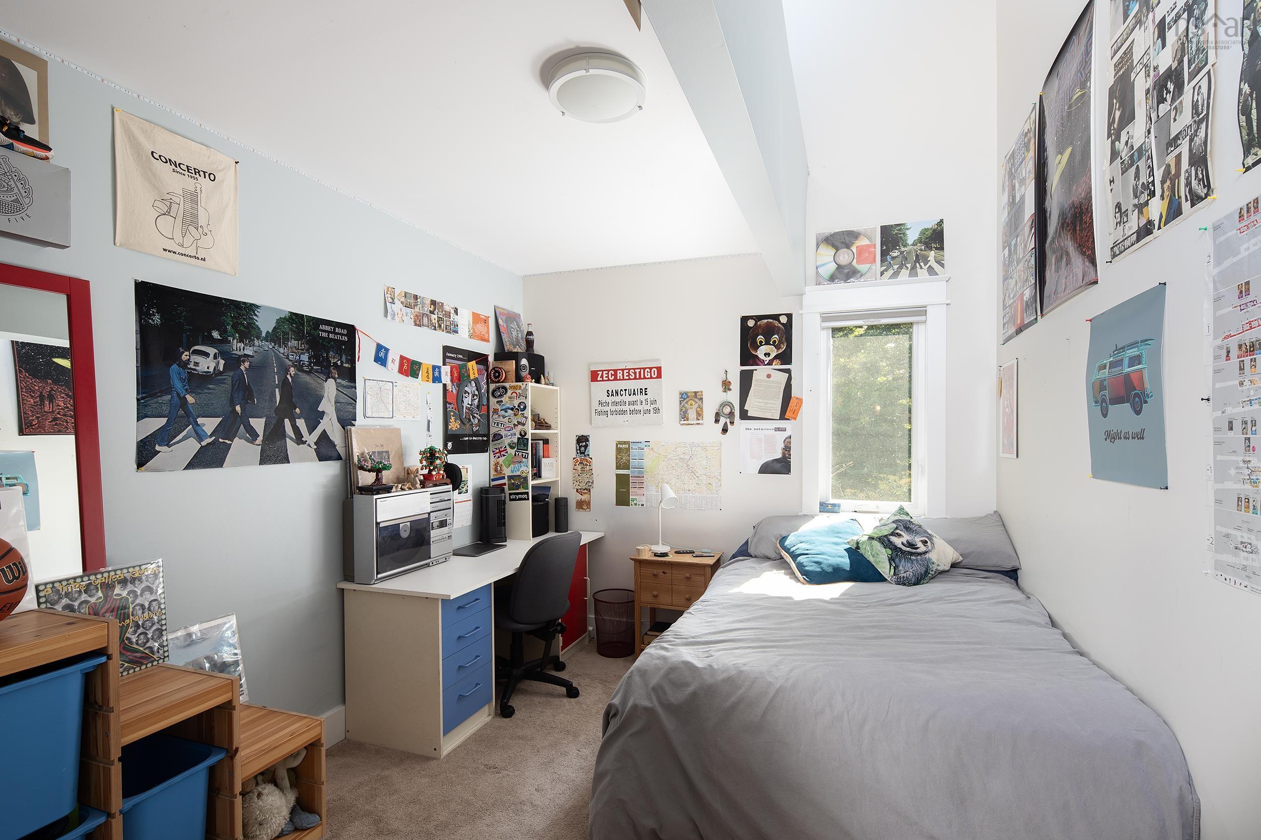 156 Parklea Drive photo #26