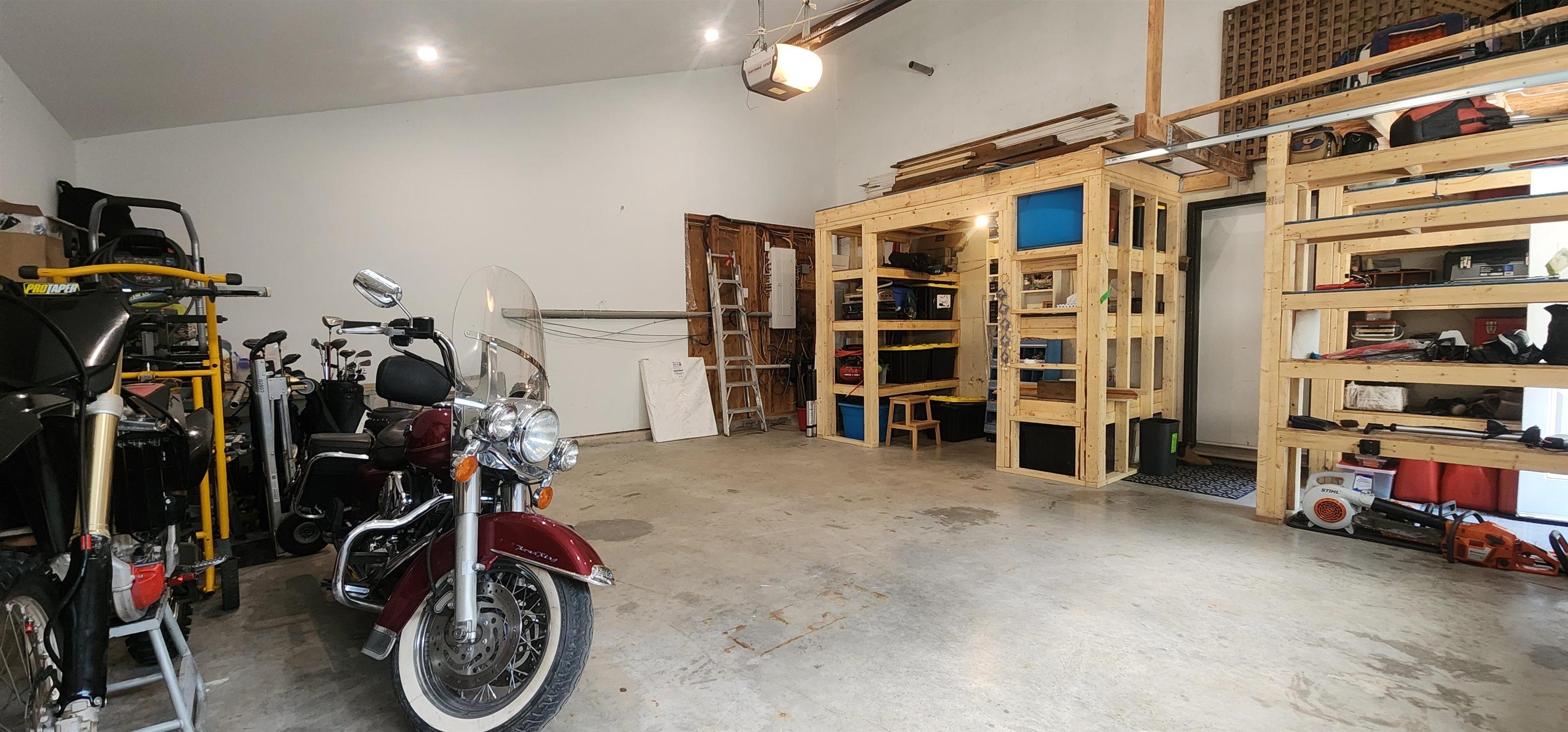 156 Parklea Drive photo #34