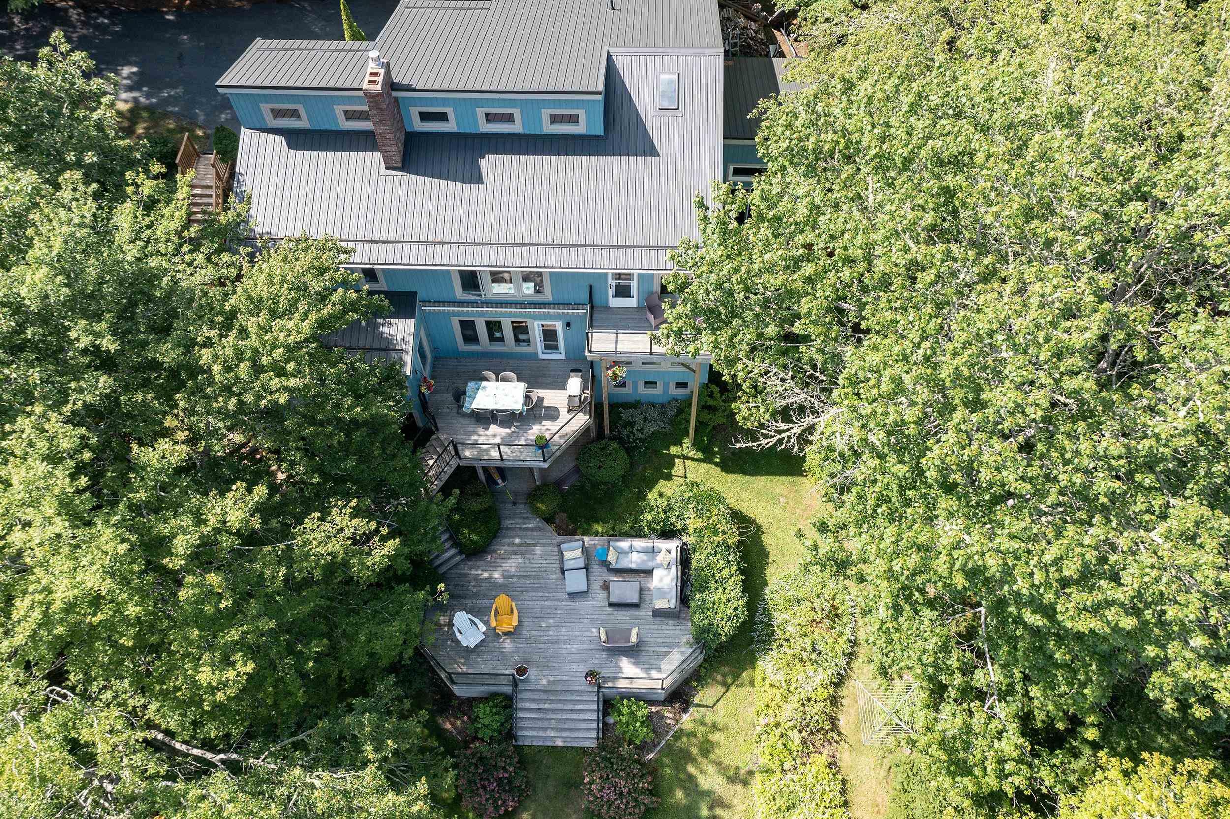 156 Parklea Drive photo #40