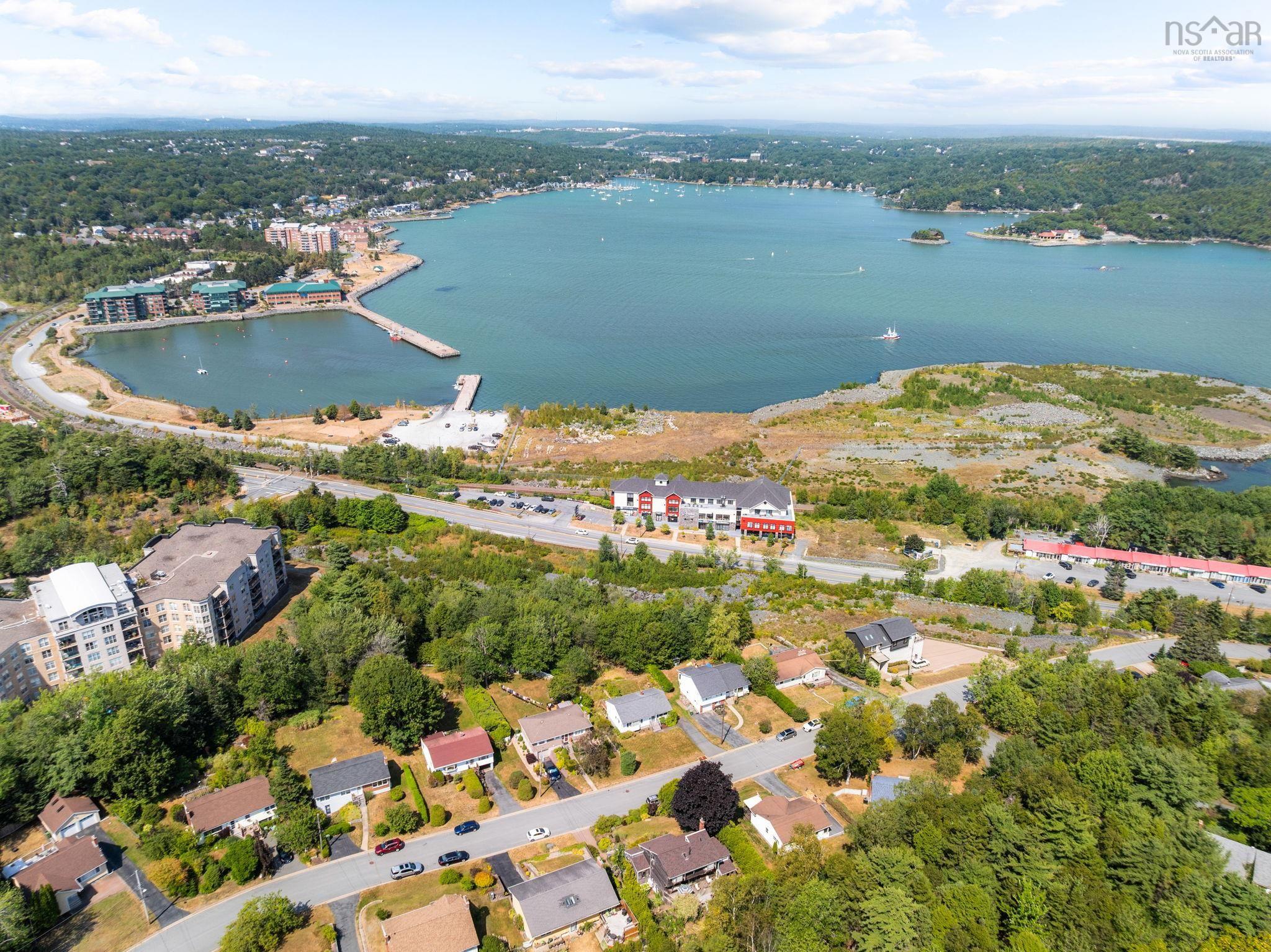 13 Glenmont Avenue photo #35