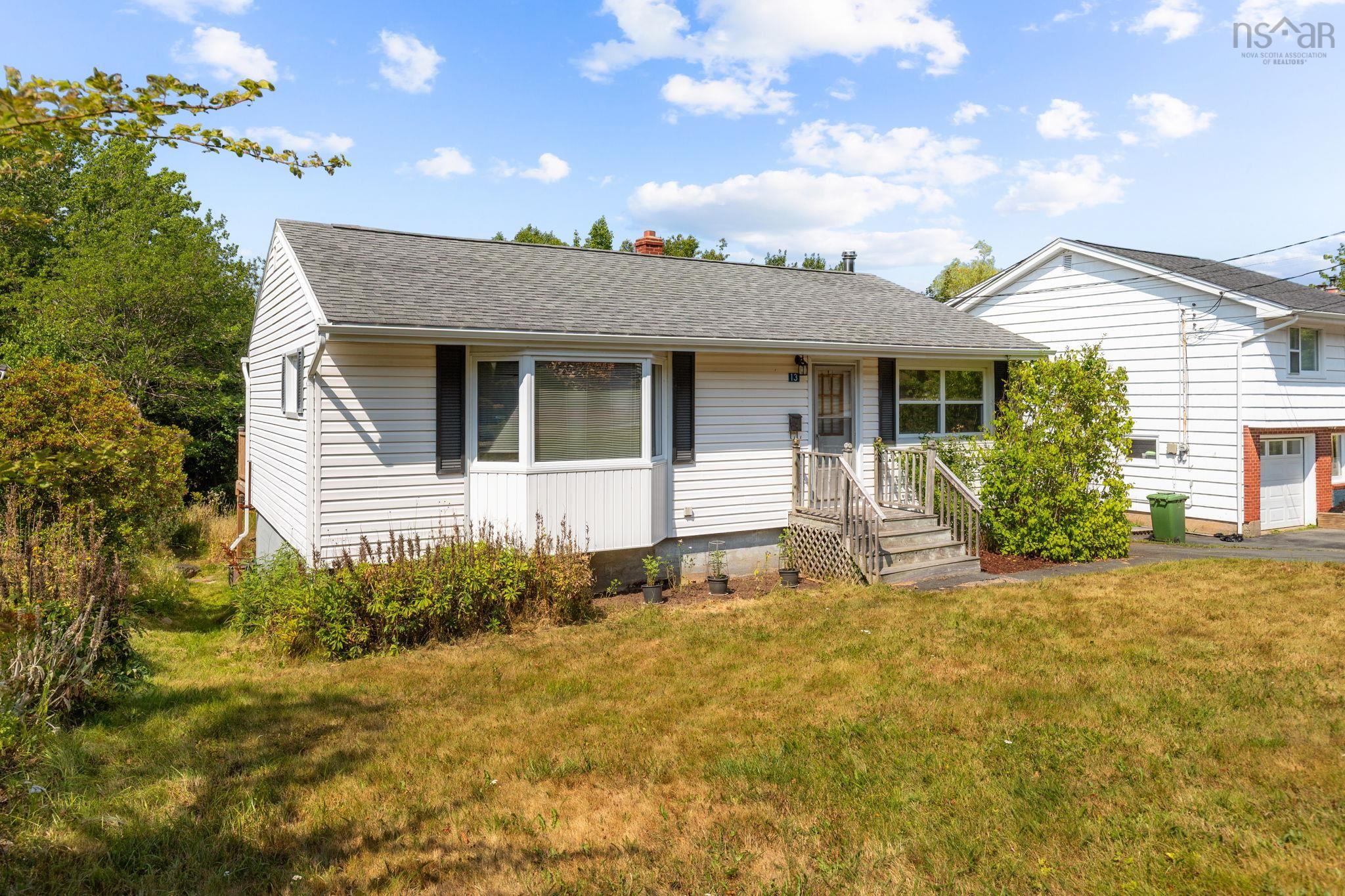 13 Glenmont Avenue photo #43