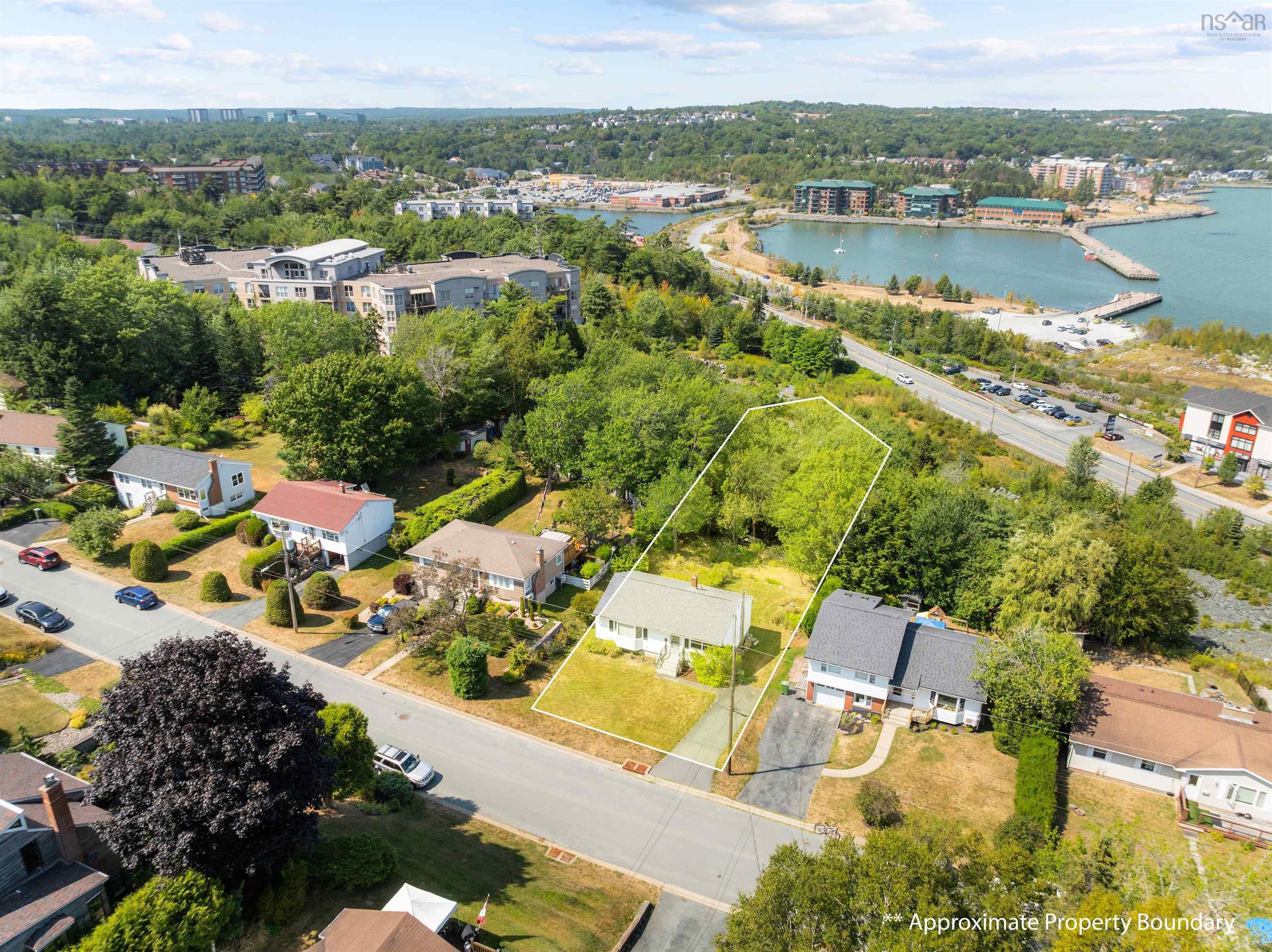 13 Glenmont Avenue photo #44