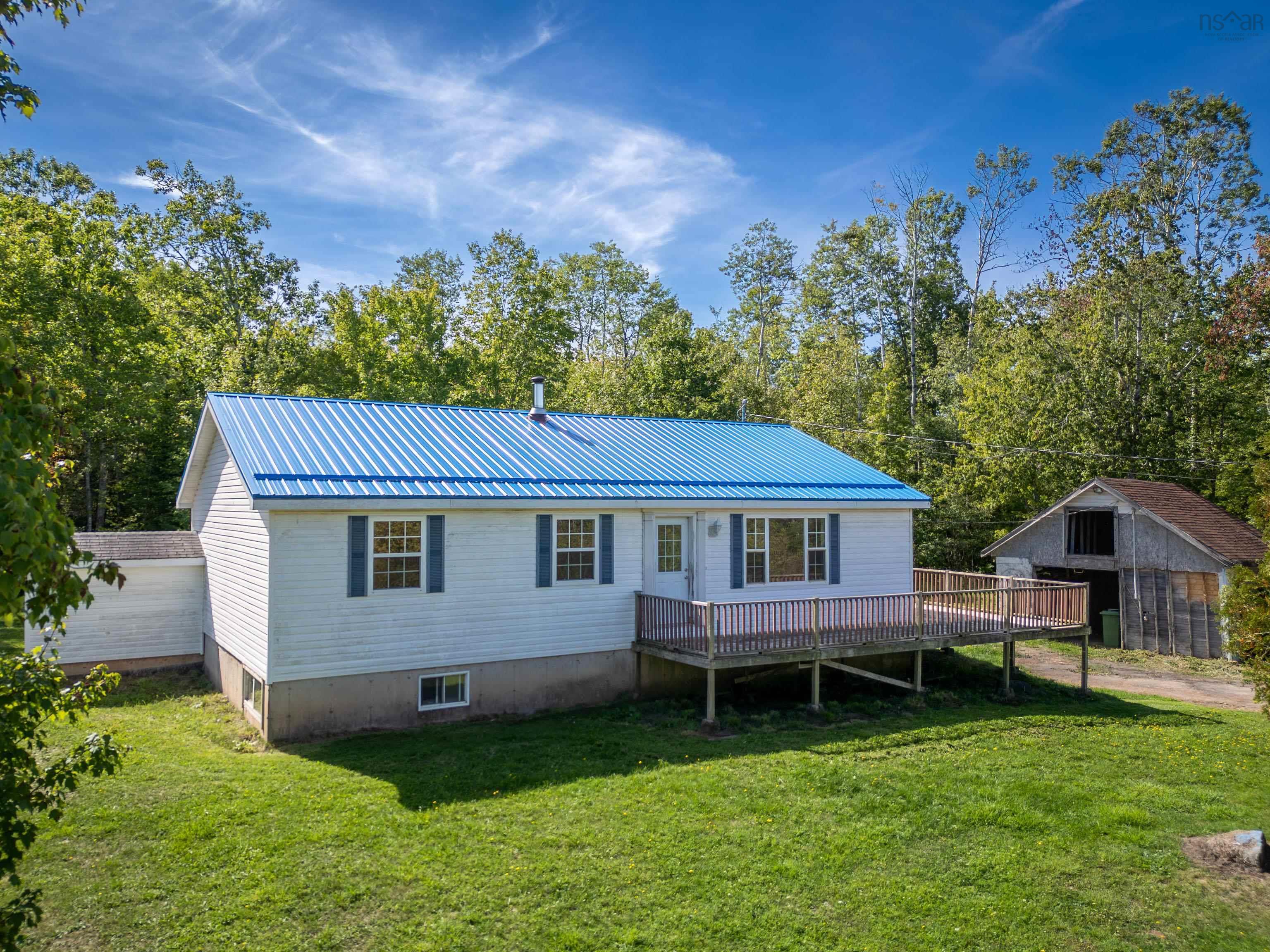 230 Logan Road photo #2