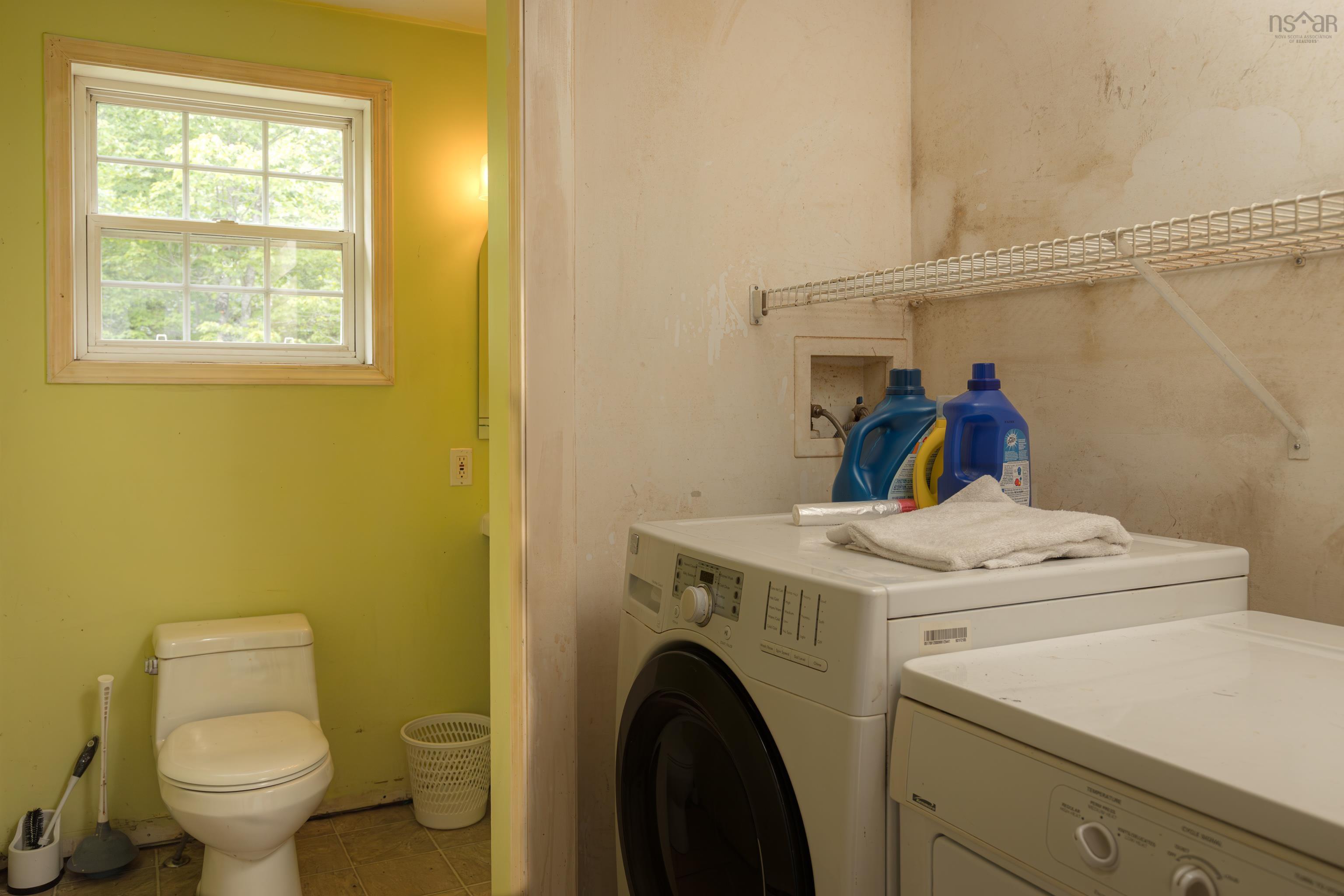 230 Logan Road photo #14