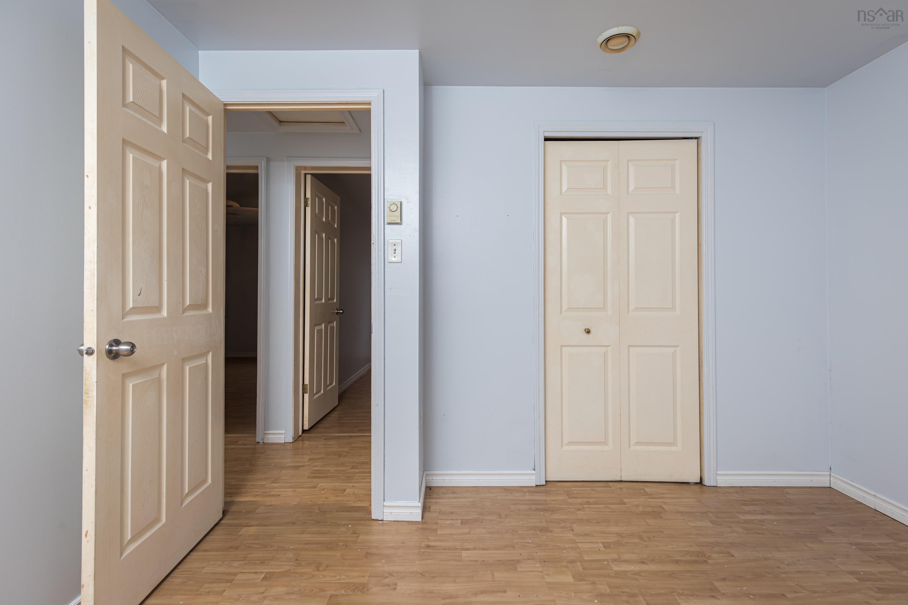 230 Logan Road photo #19