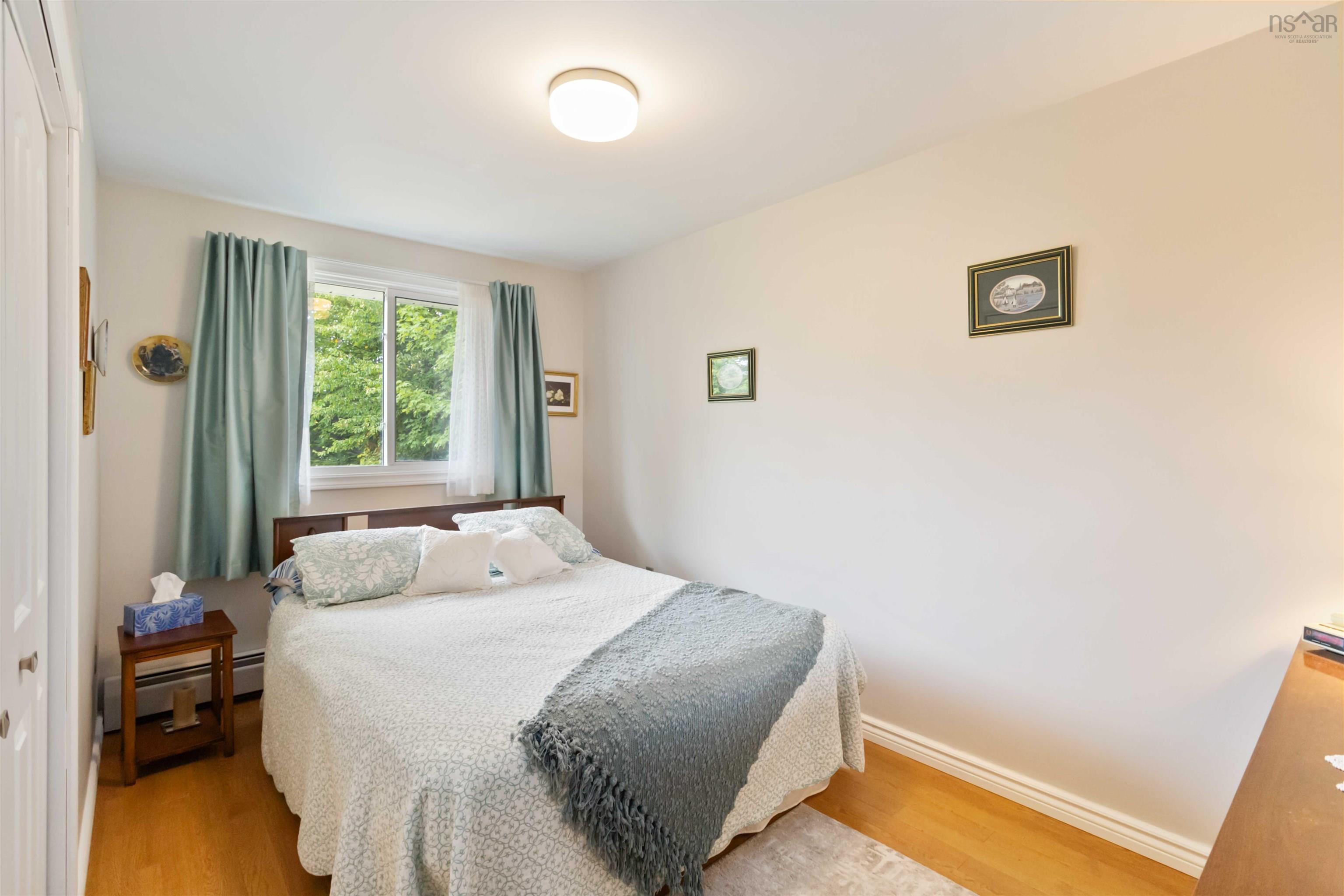 1 Patricia Place photo #11