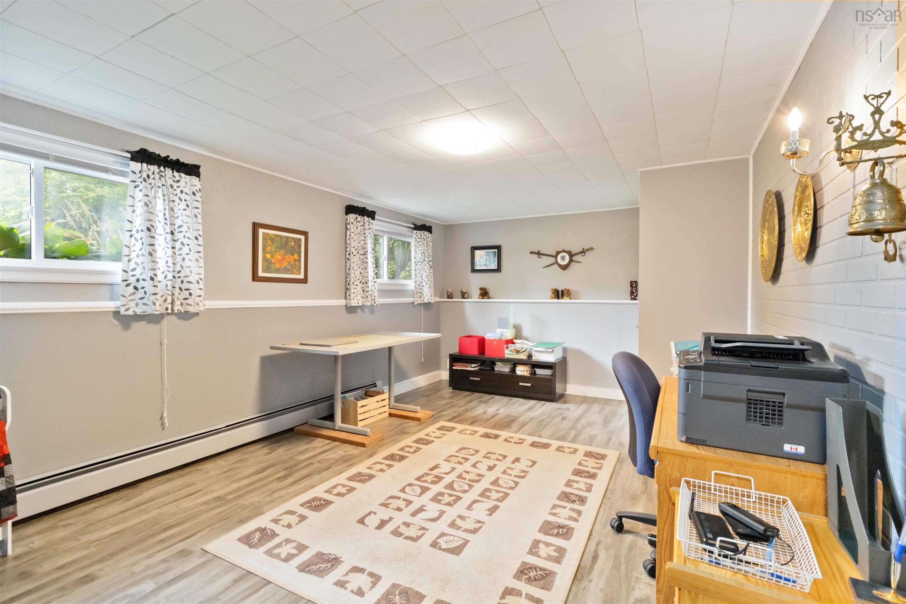 1 Patricia Place photo #13