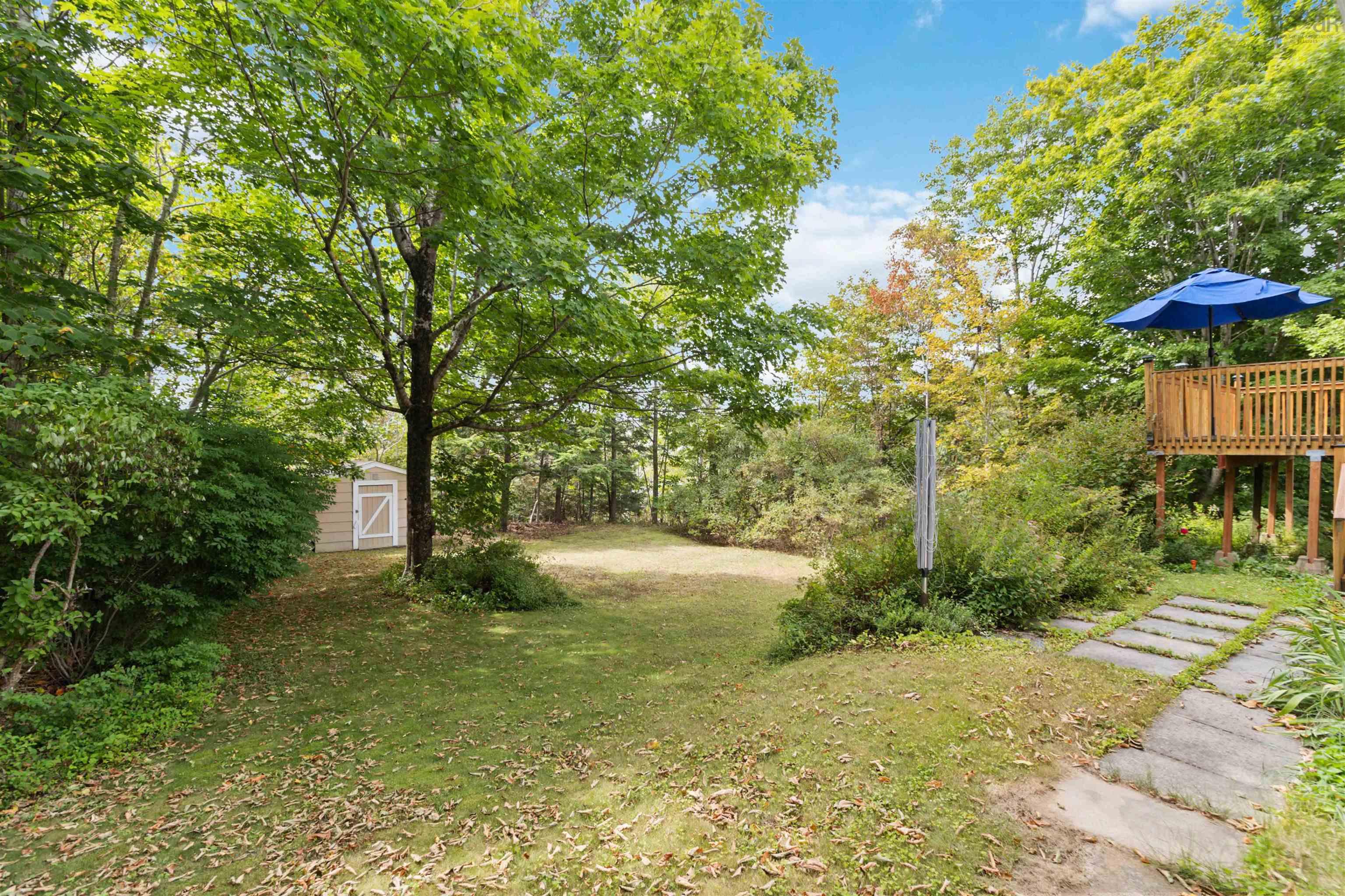 1 Patricia Place photo #18