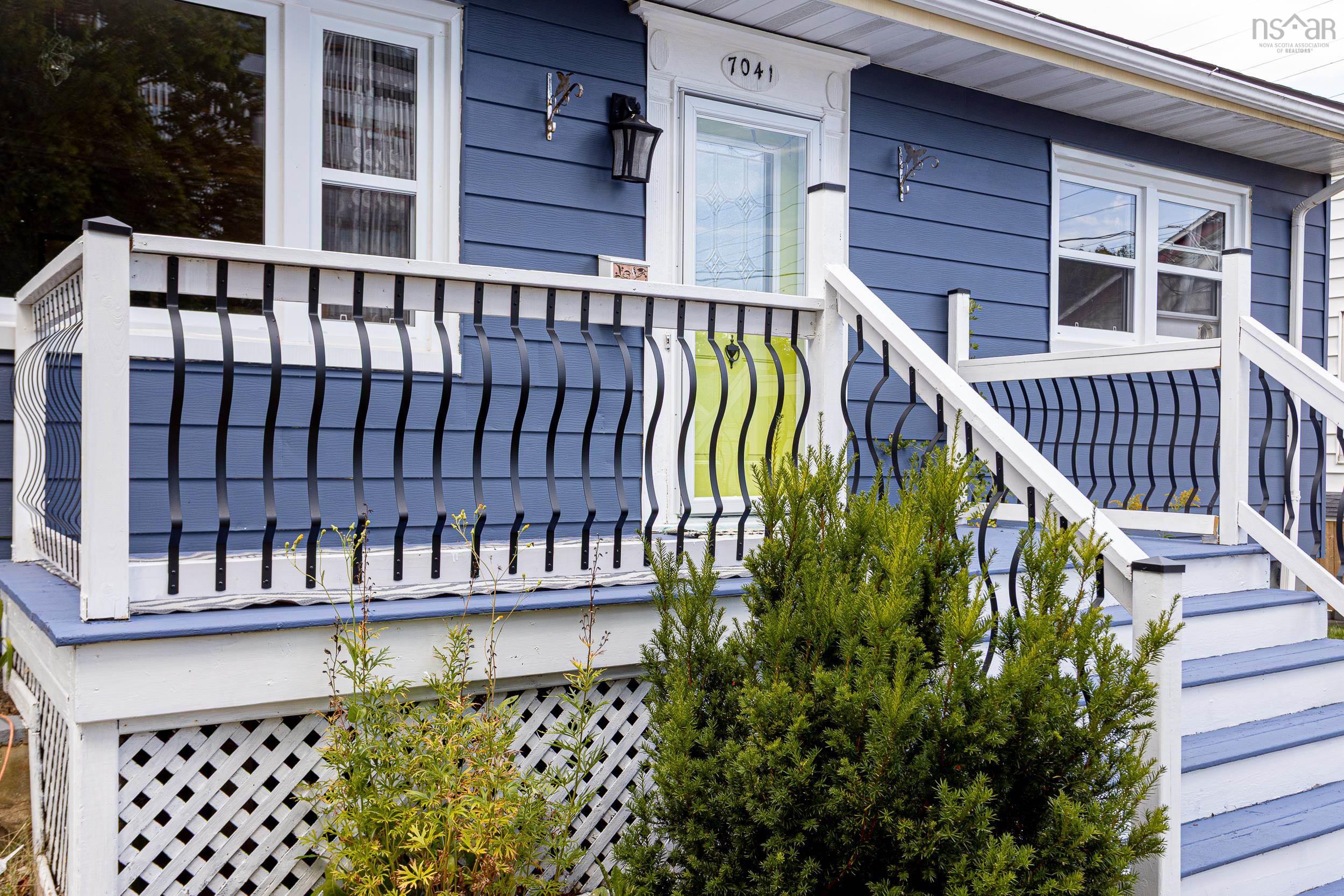 7041 Pearson Drive photo #2