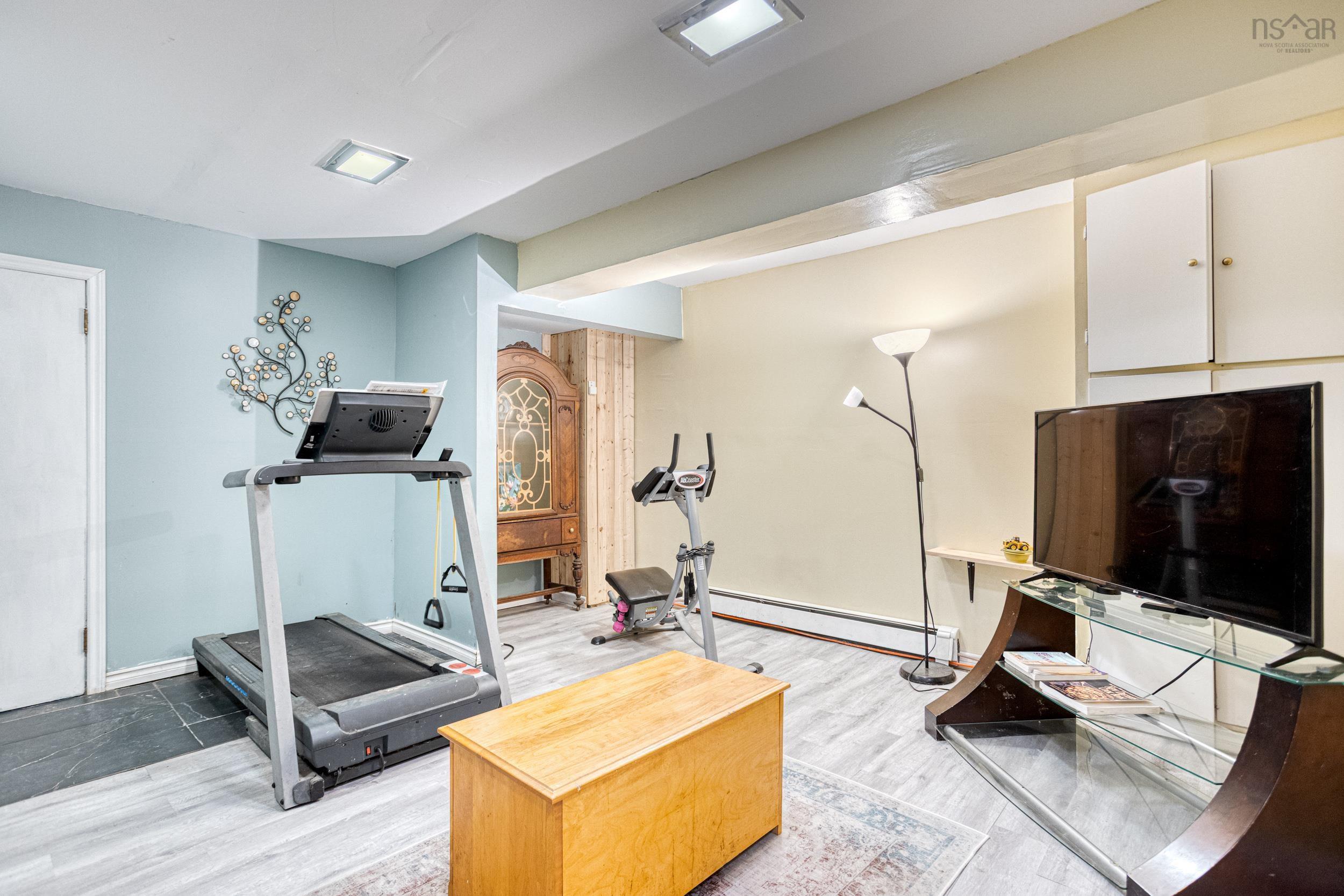 7041 Pearson Drive photo #21