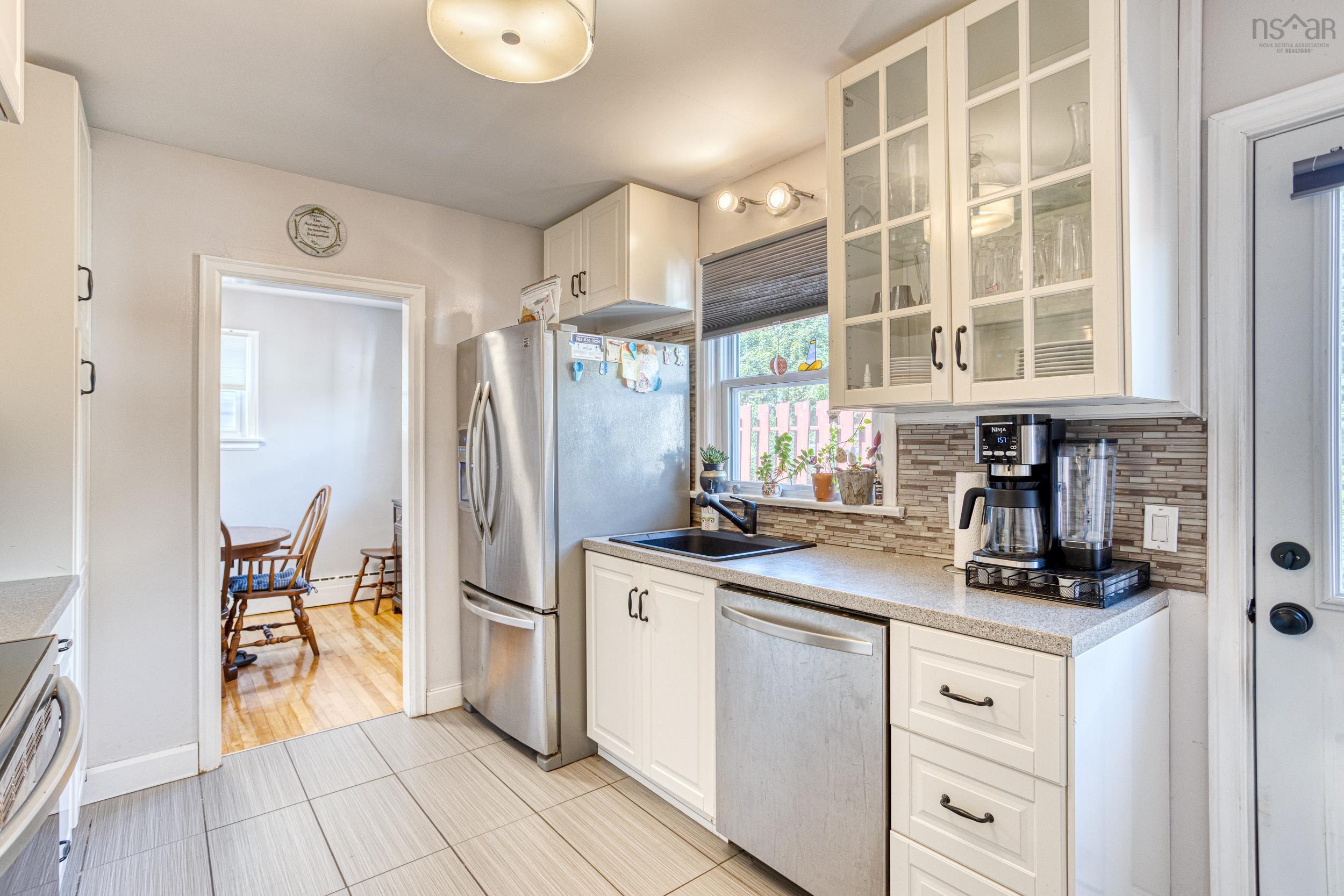 7041 Pearson Drive photo #9