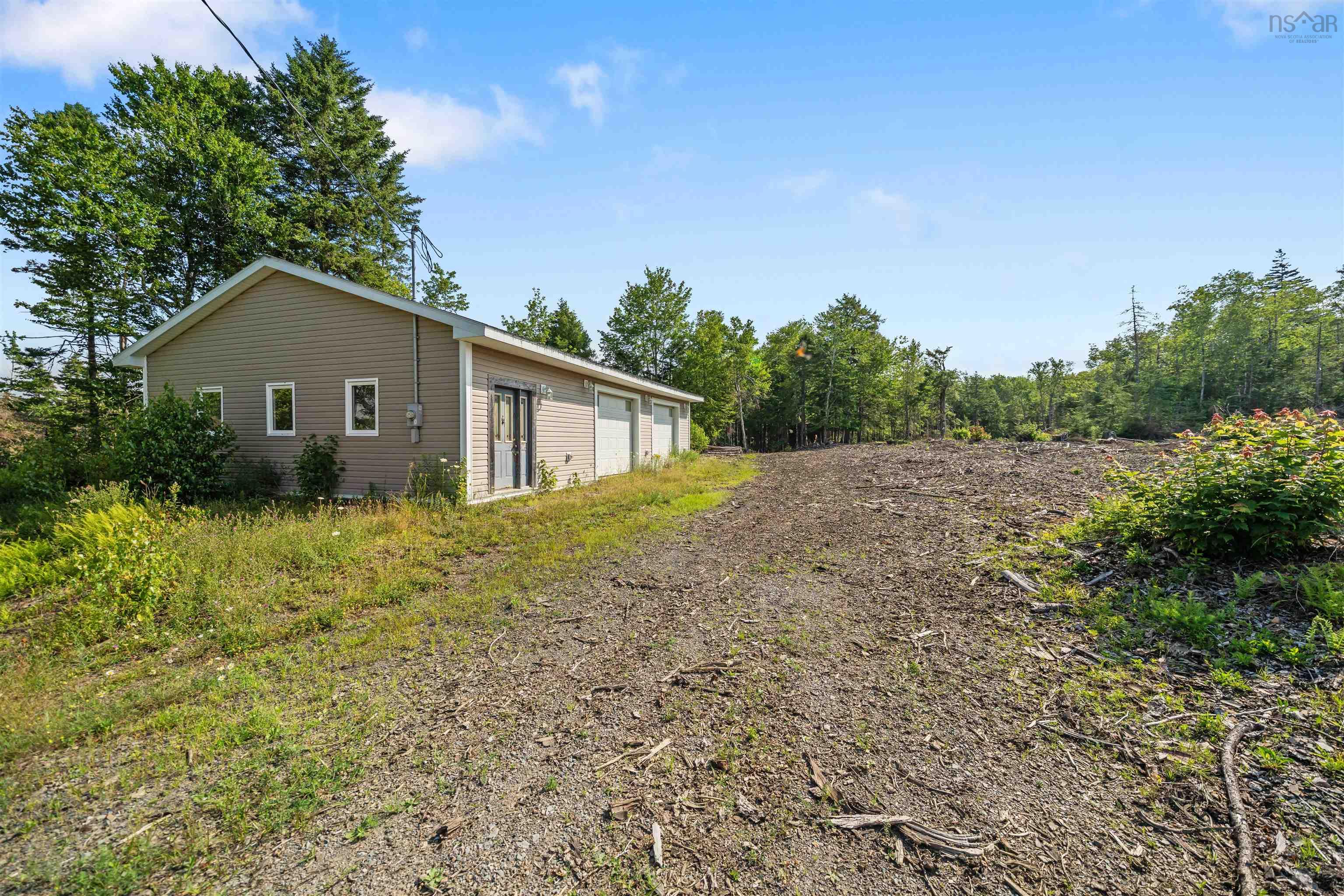 8860 Moose River Road photo #44