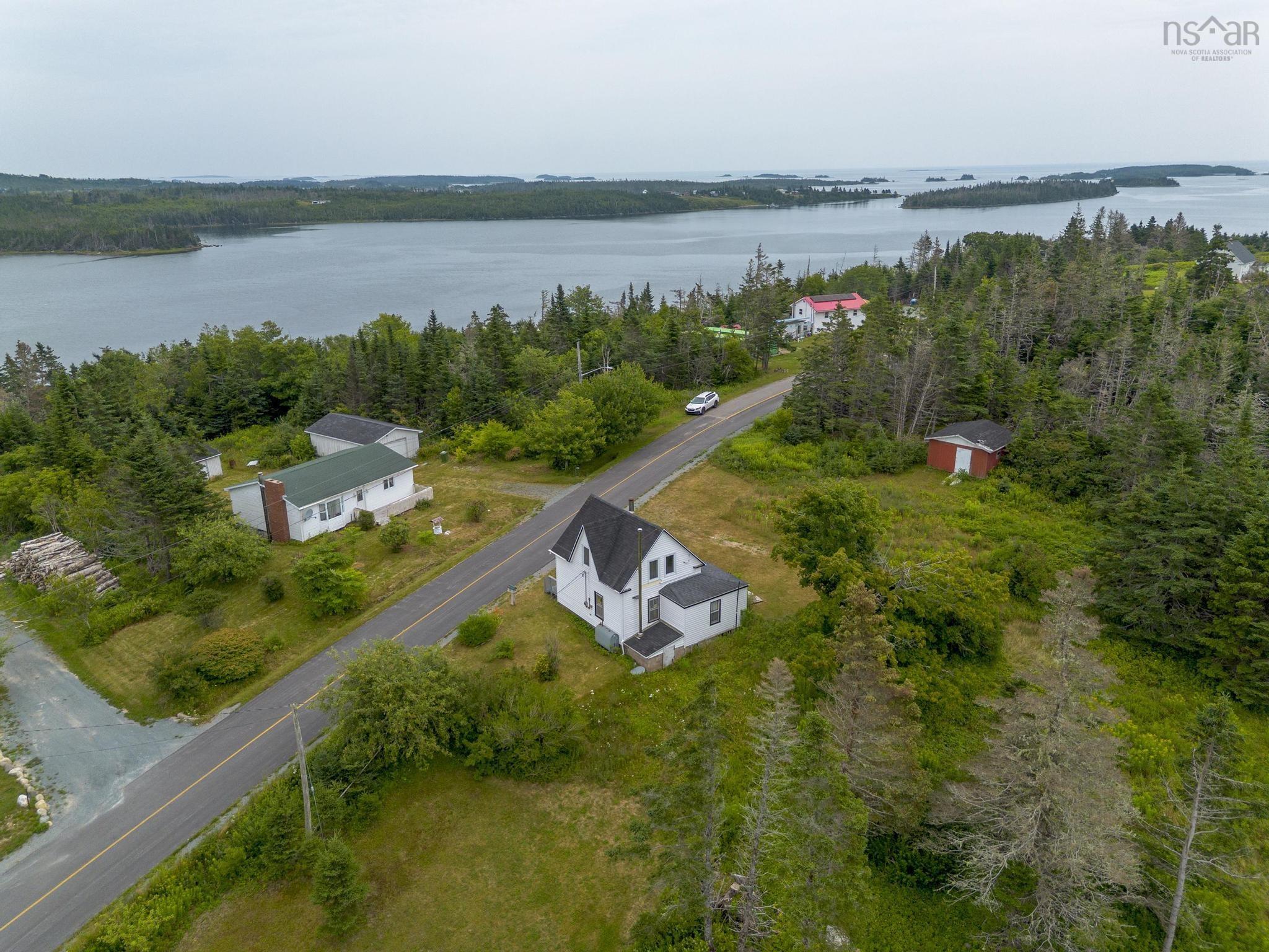 140 Hartling Road photo #28