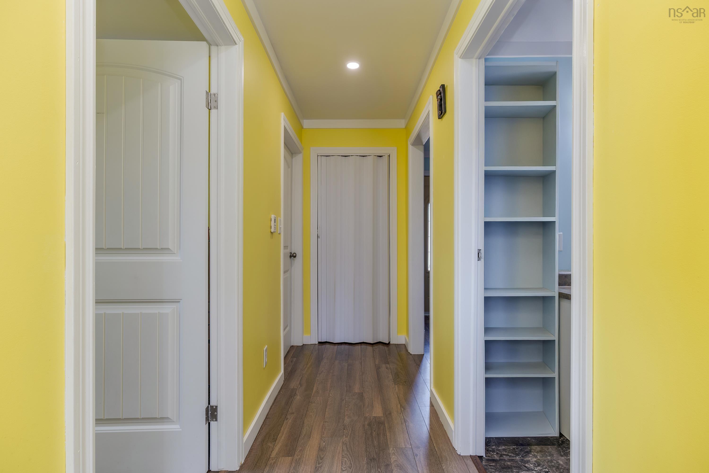 166 Hillside Drive photo #14