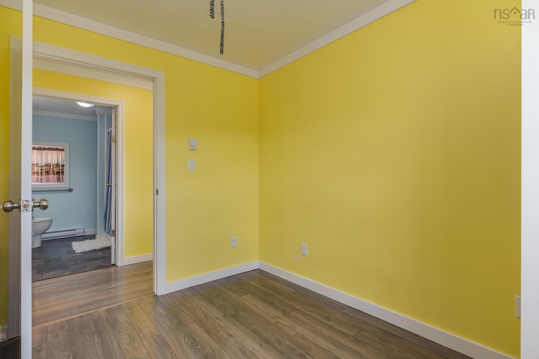 166 Hillside Drive photo #18