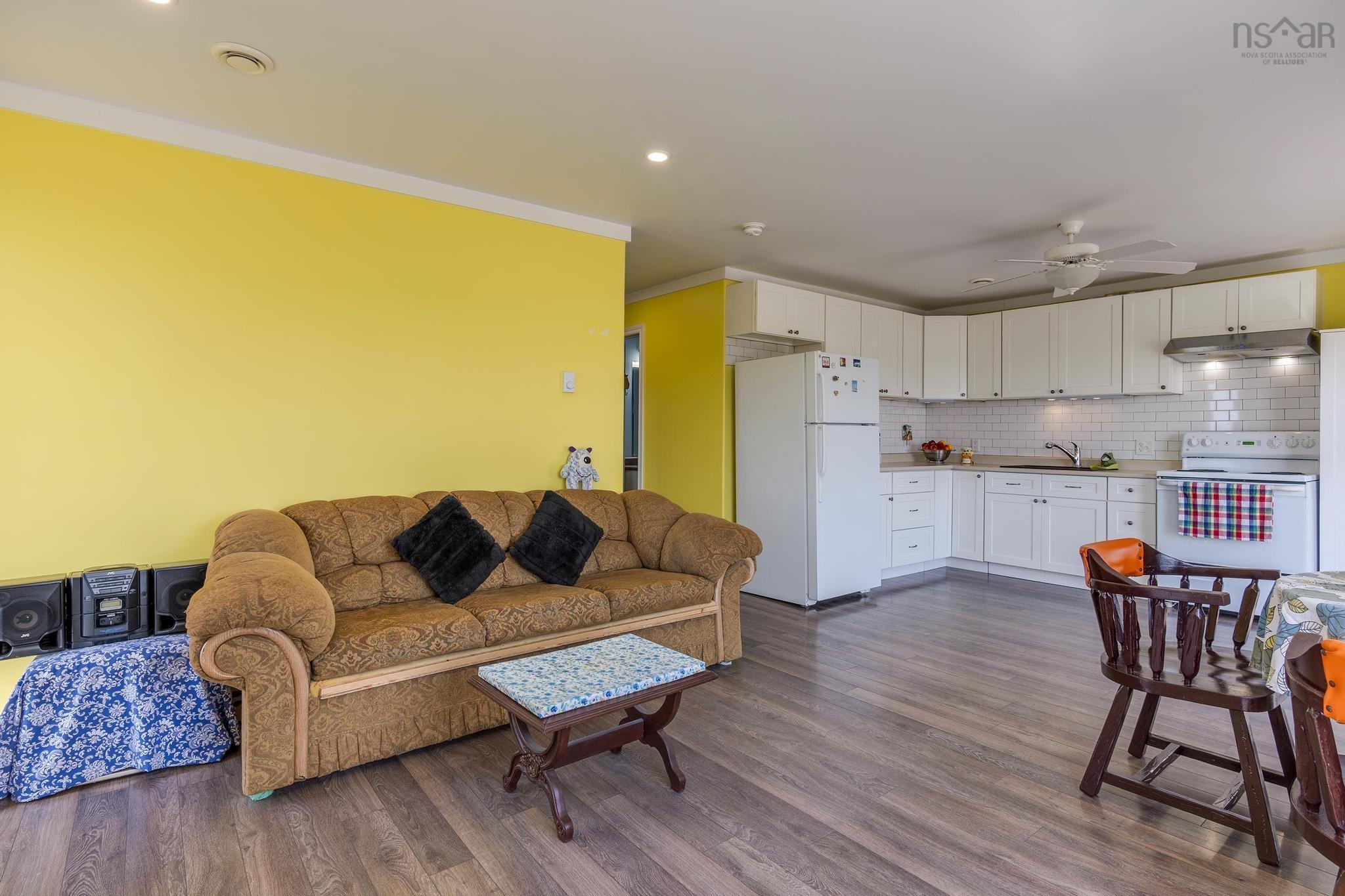 166 Hillside Drive photo #8