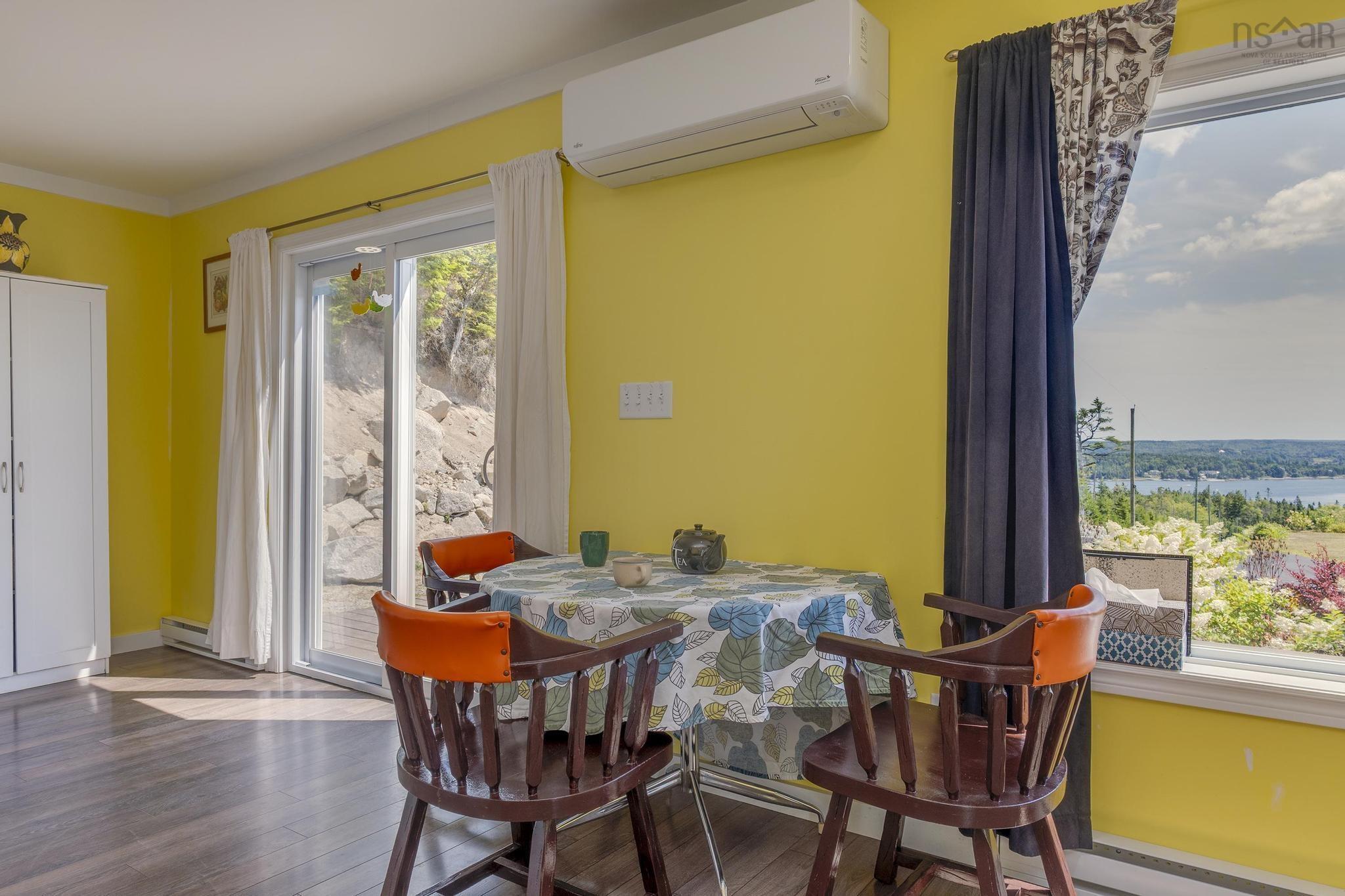 166 Hillside Drive photo #10