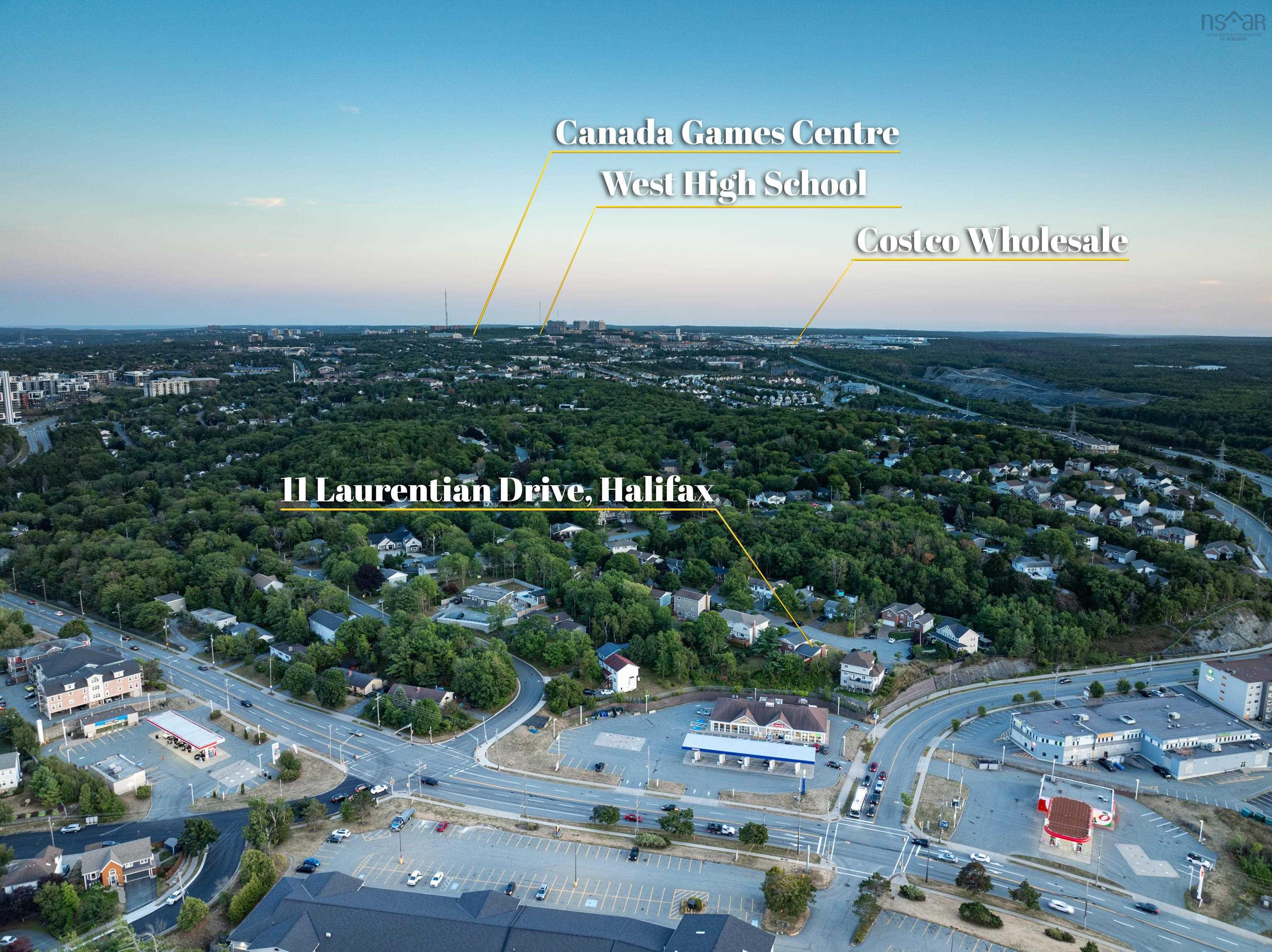 11 Laurentian Drive photo #43