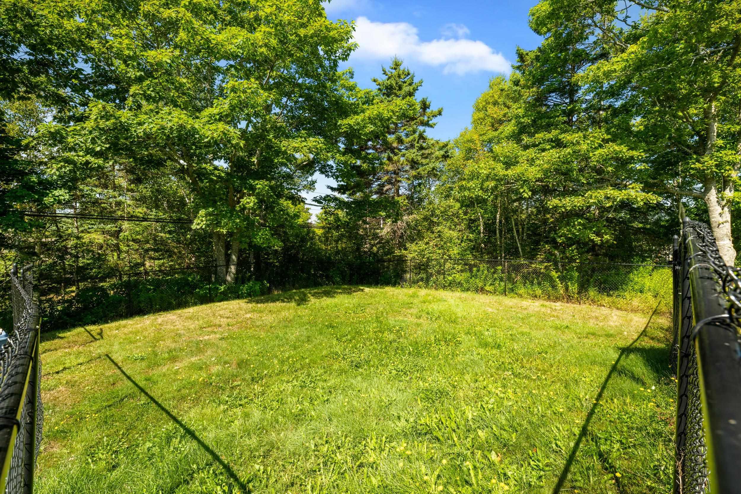 327 East Petpeswick Road photo #32