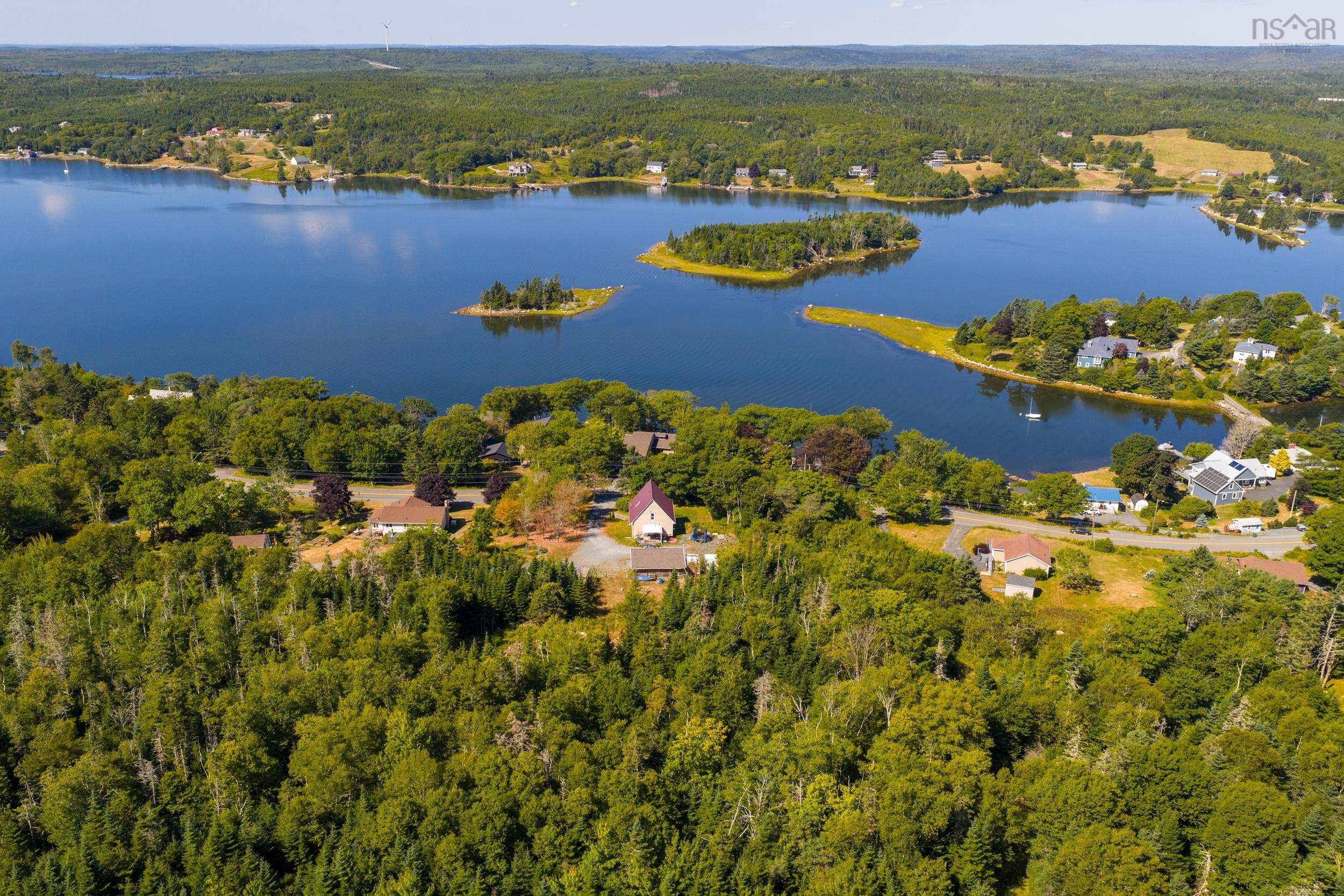 327 East Petpeswick Road photo #37