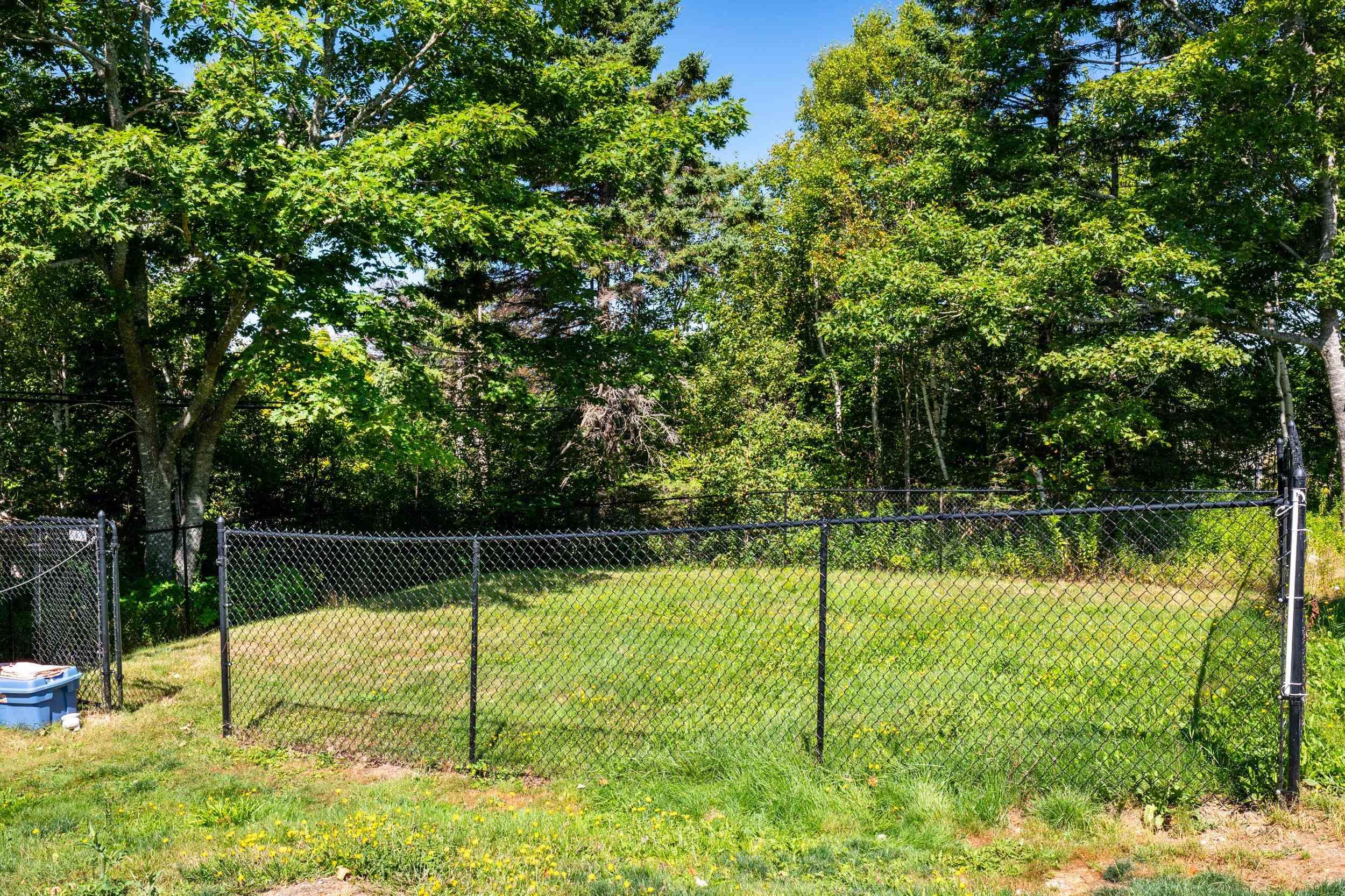 327 East Petpeswick Road photo #6