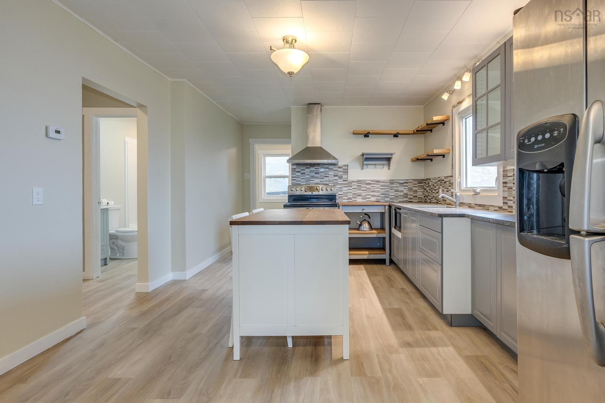 2510 West Ship Harbour Crossroads photo #14