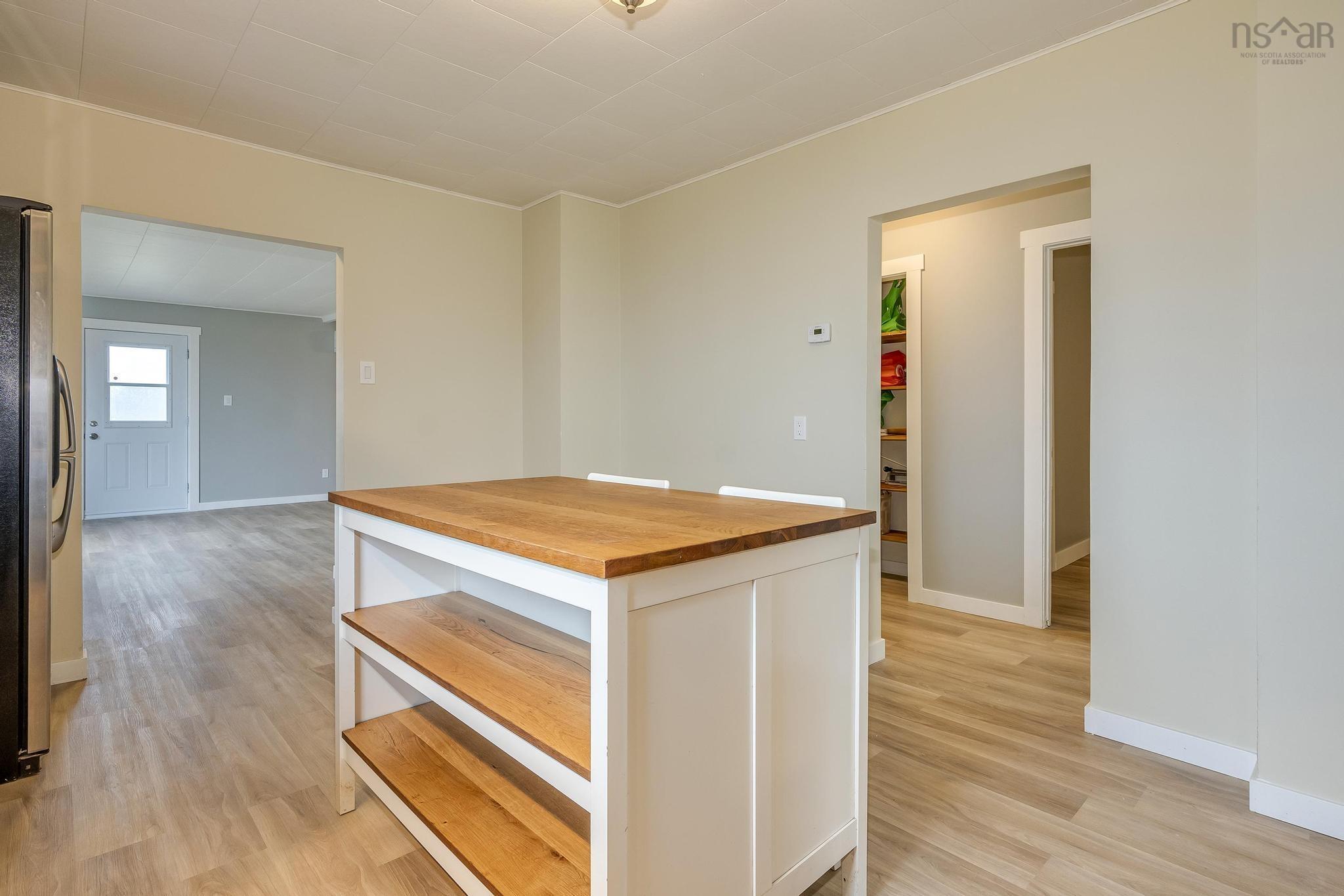 2510 West Ship Harbour Crossroads photo #15