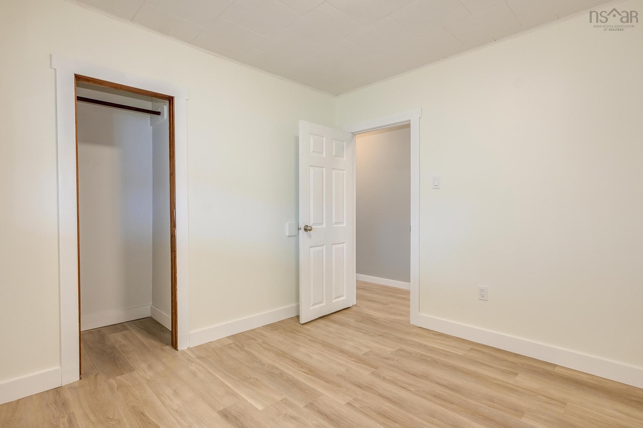 2510 West Ship Harbour Crossroads photo #24