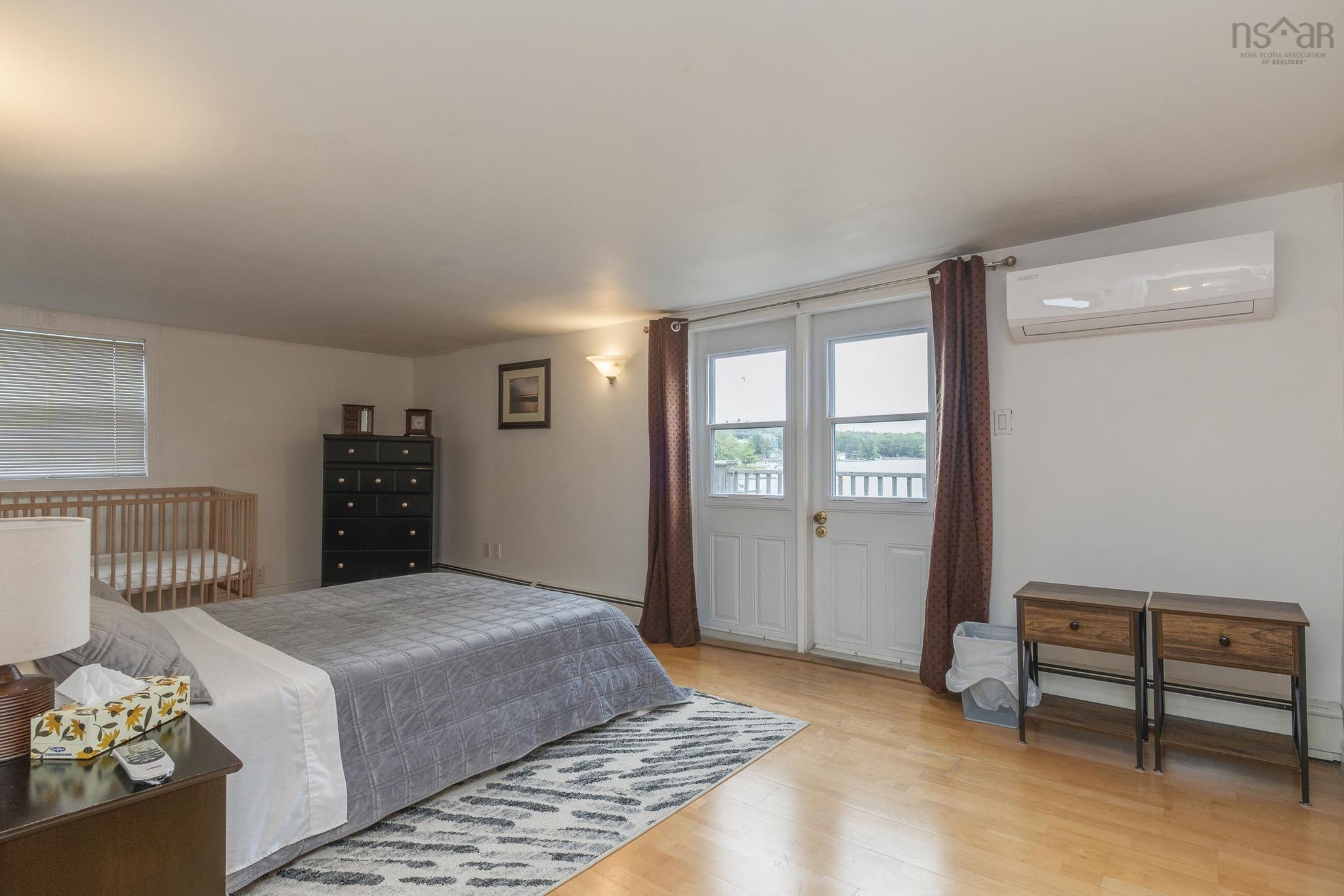 359 Waverley Road photo #22