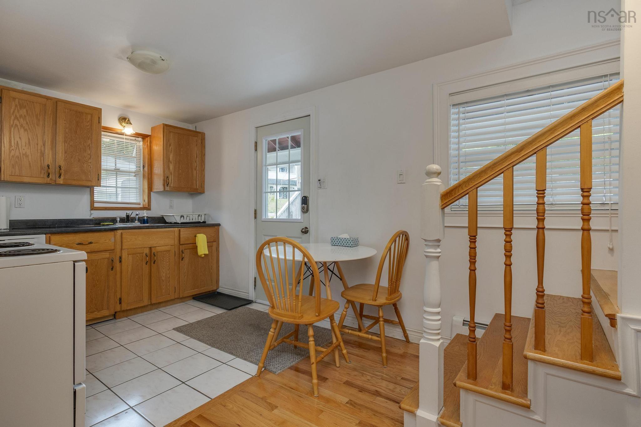 359 Waverley Road photo #31