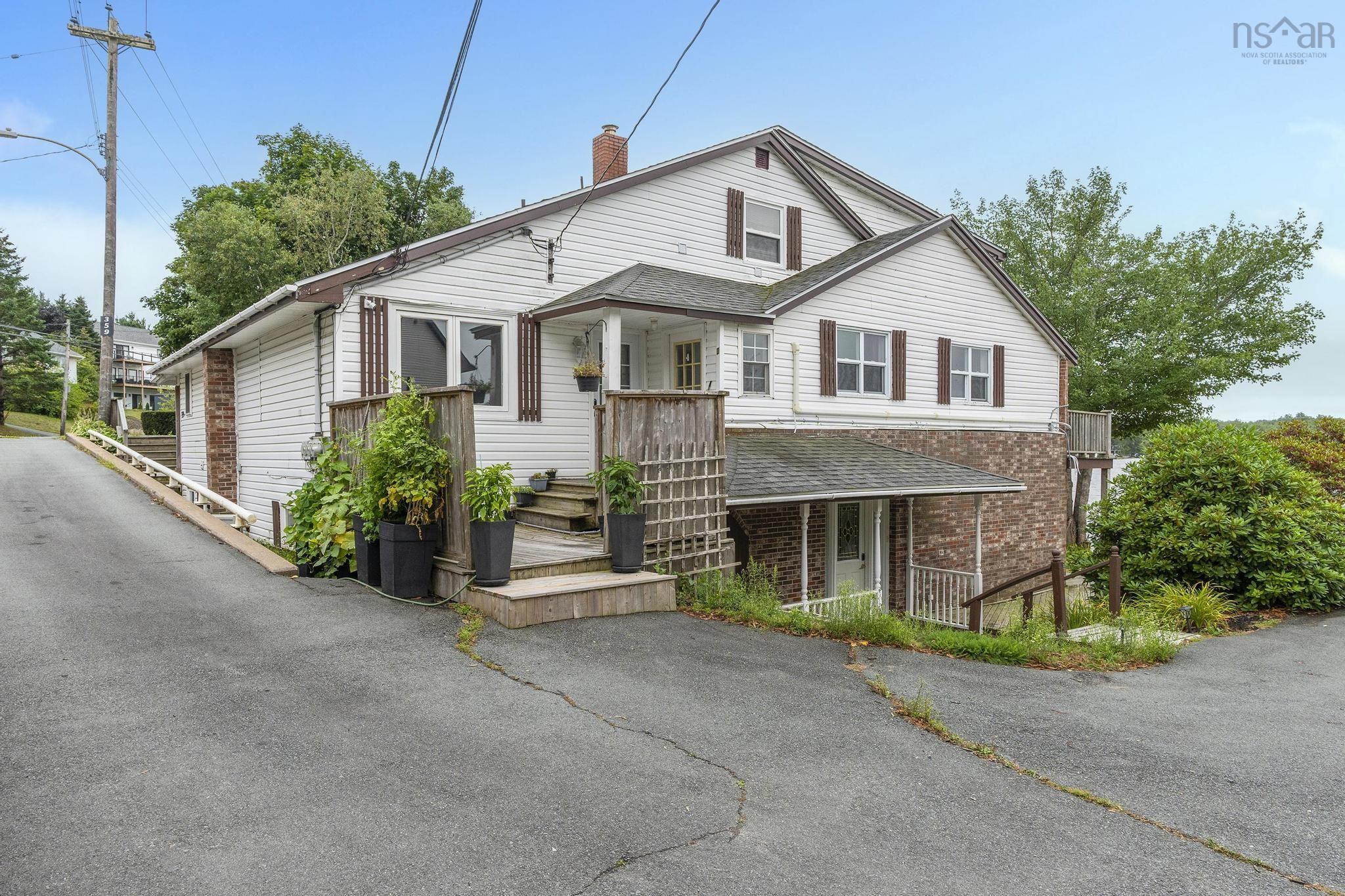 359 Waverley Road photo #44