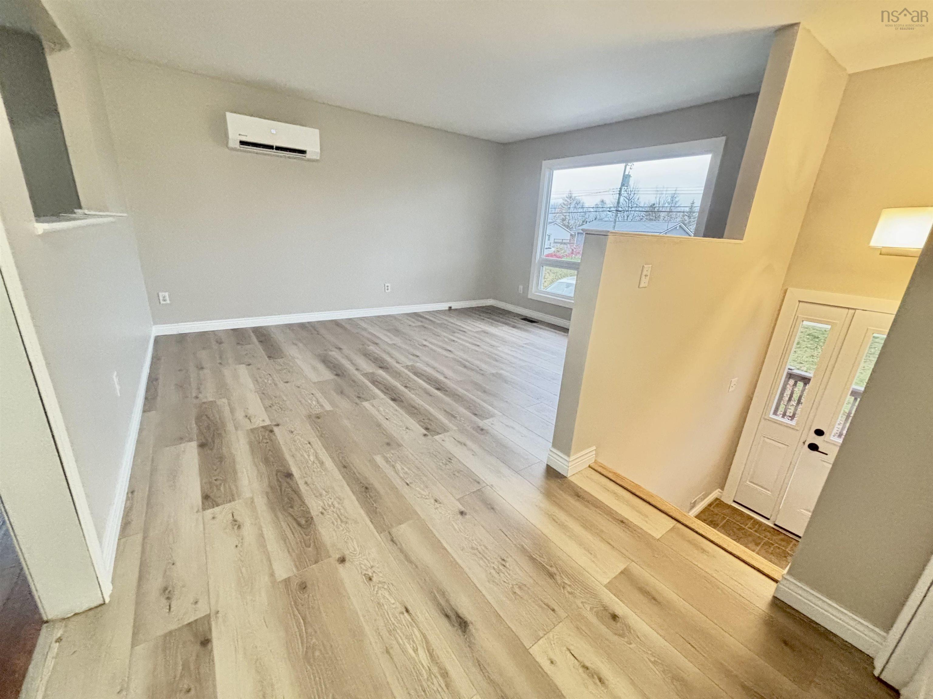 356 Astral Drive photo #5