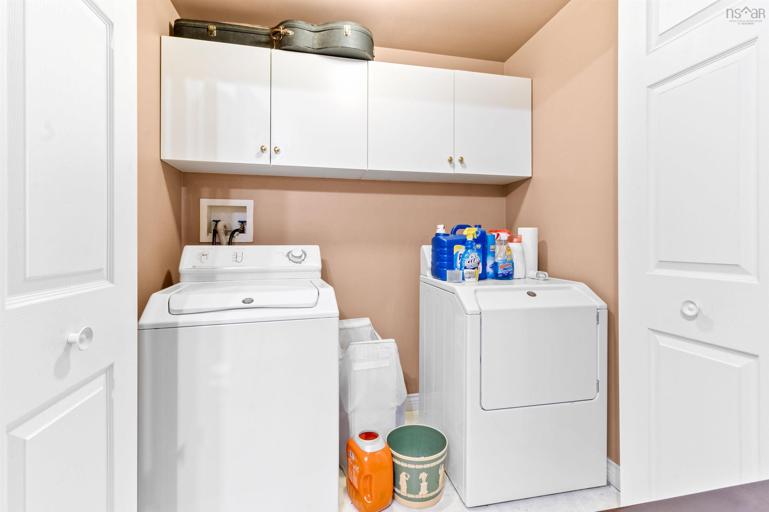 42 Canterbury Lane photo #33