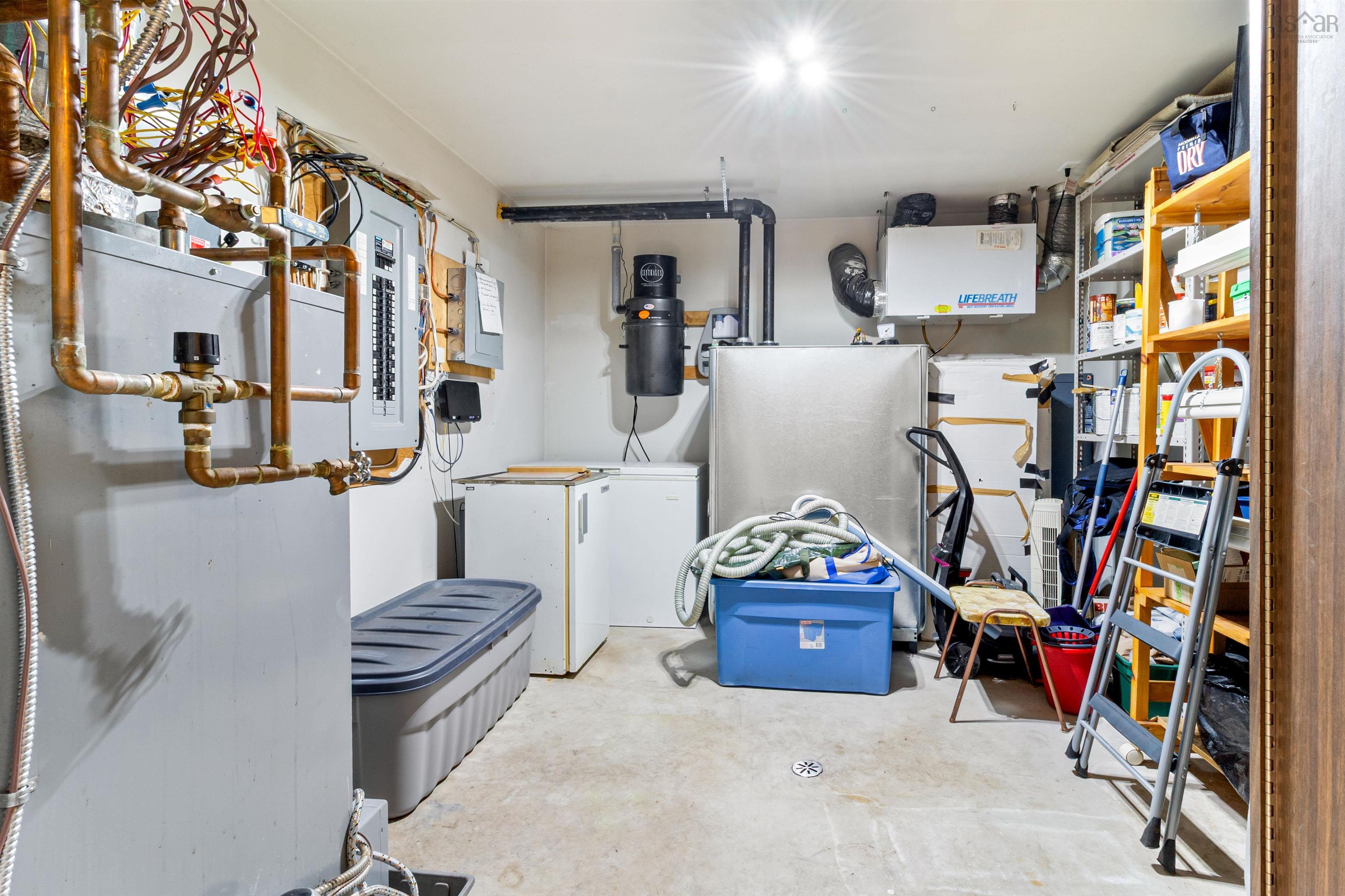 42 Canterbury Lane photo #34