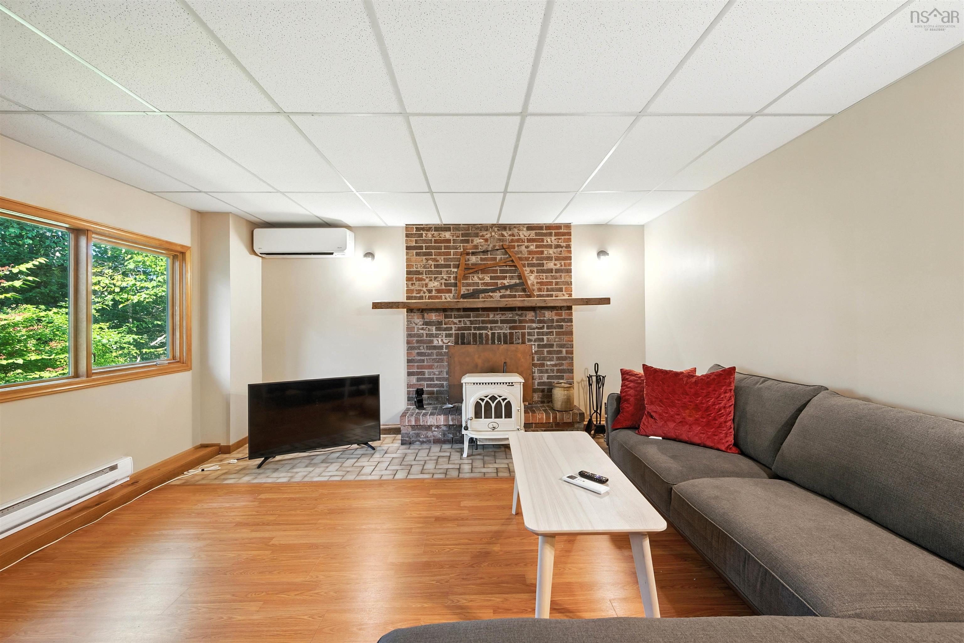 31 Seafarers Lane photo #23