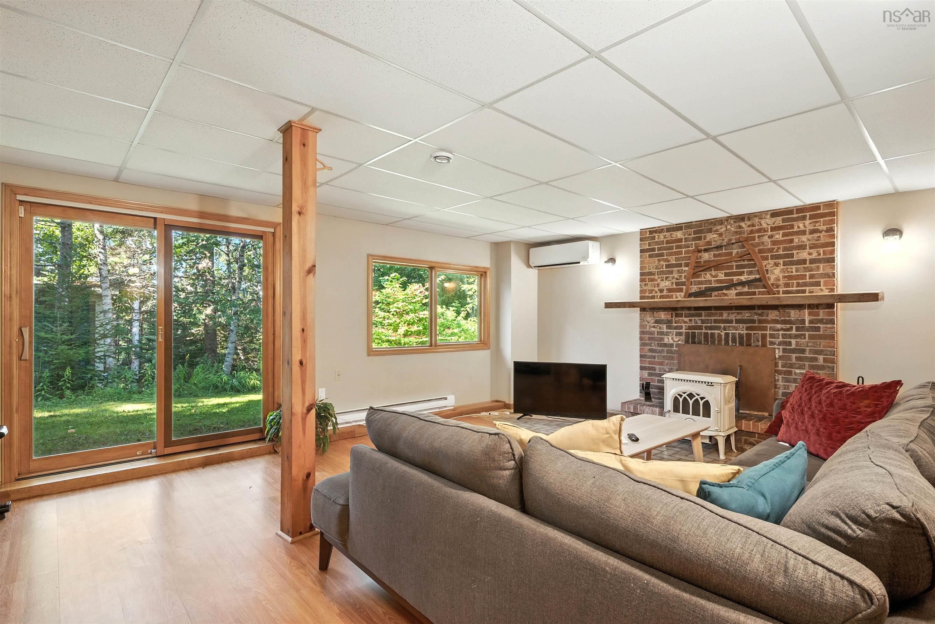 31 Seafarers Lane photo #24