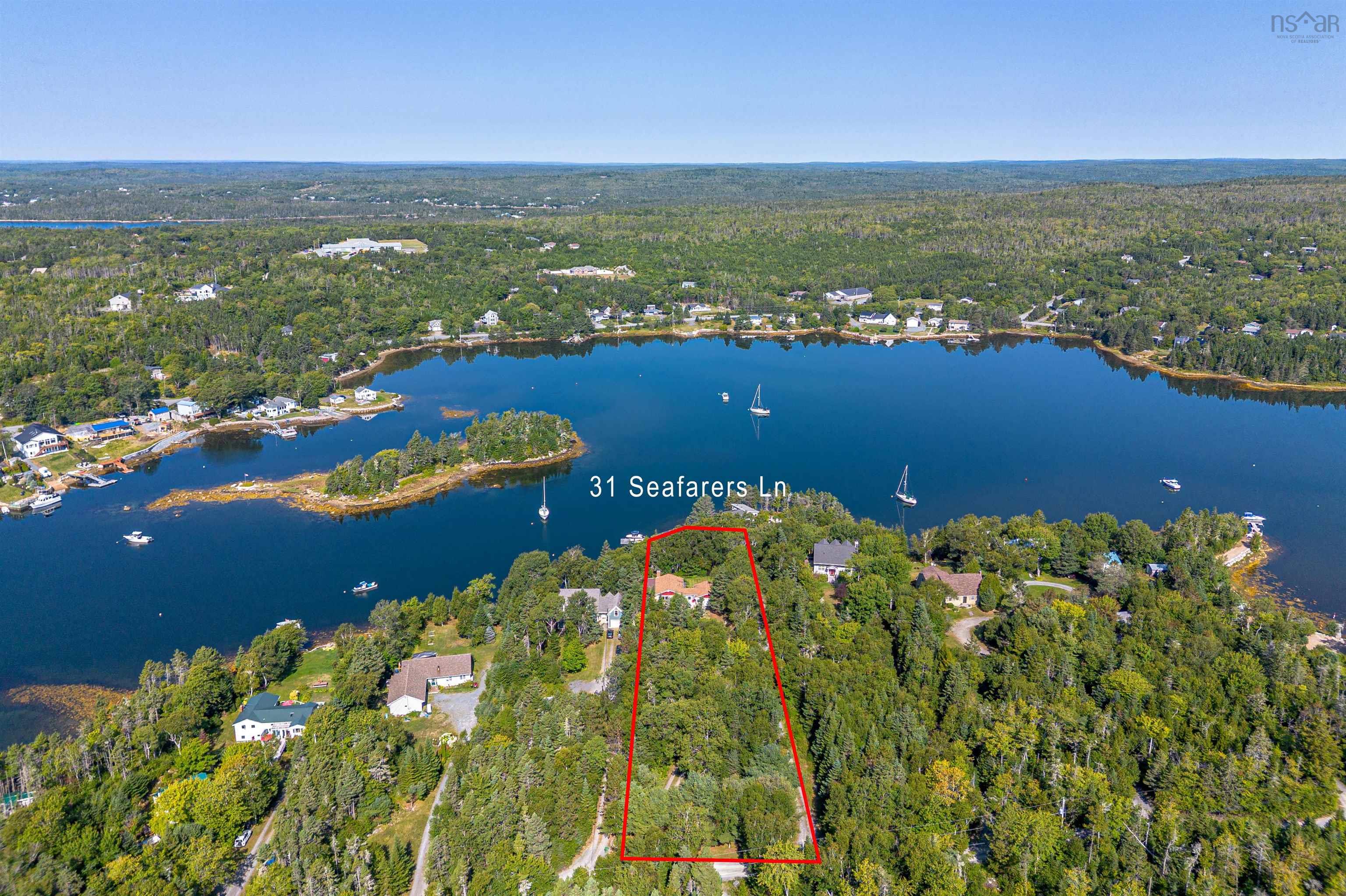 31 Seafarers Lane photo #36