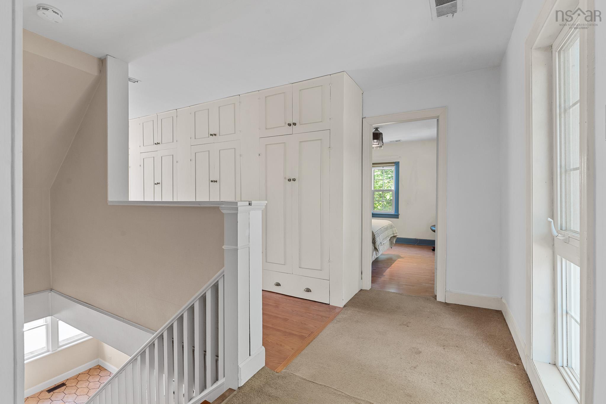 8 Emmerson Street photo #26