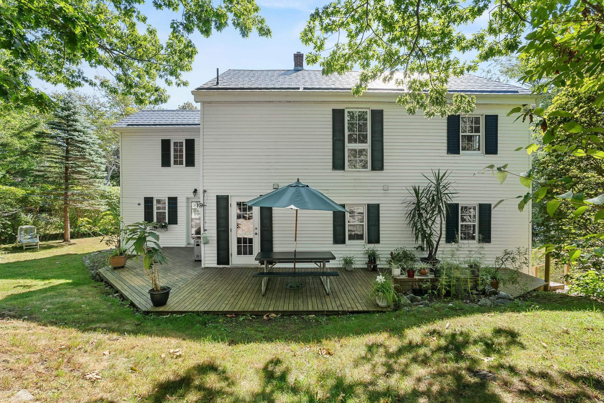 8 Emmerson Street photo #4