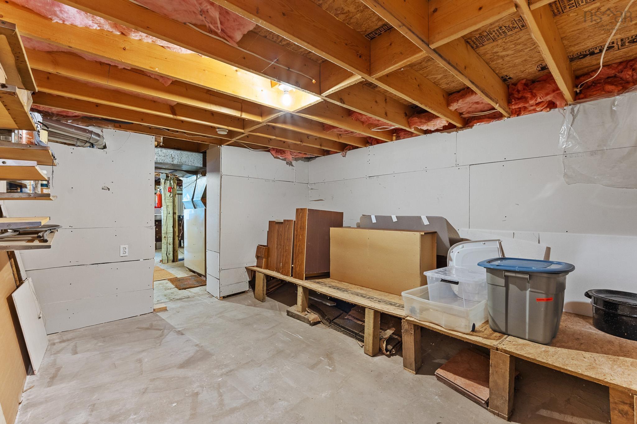 8 Emmerson Street photo #50