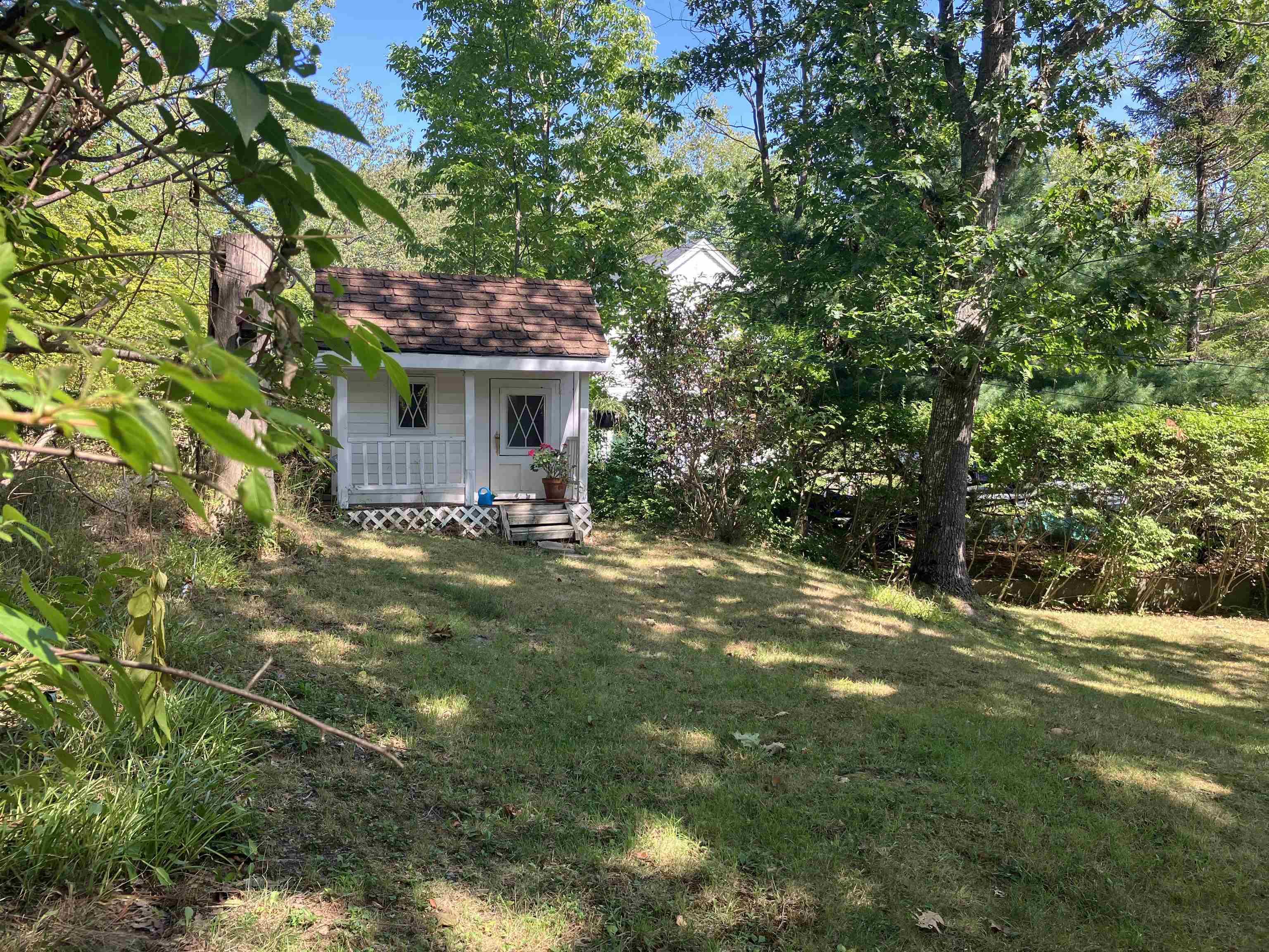 8 Emmerson Street photo #8