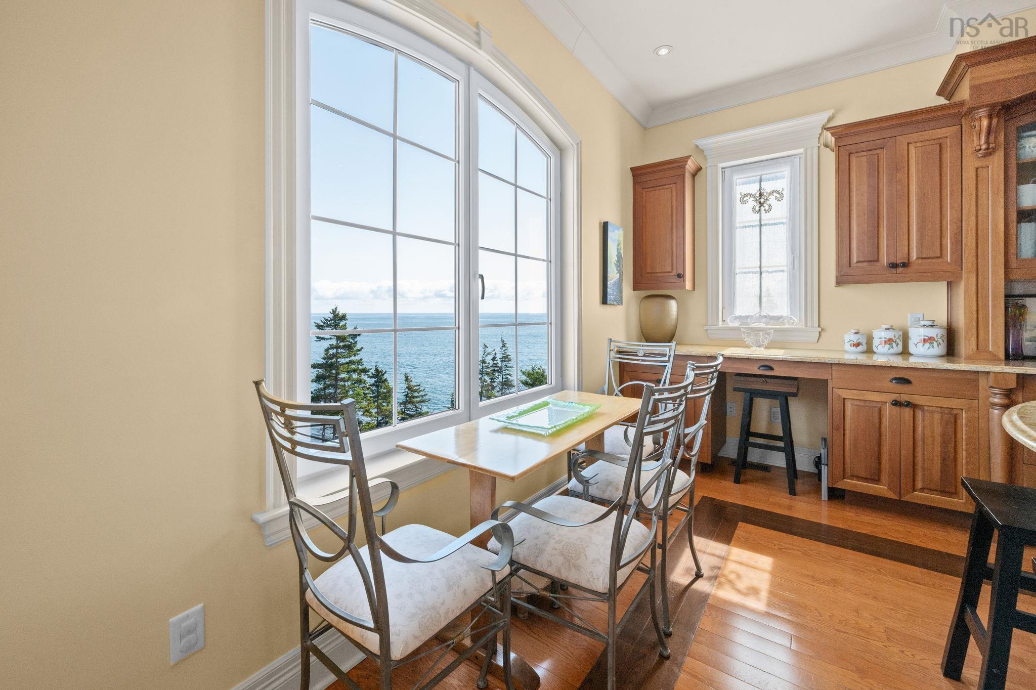 73 Kestrel Court photo #12