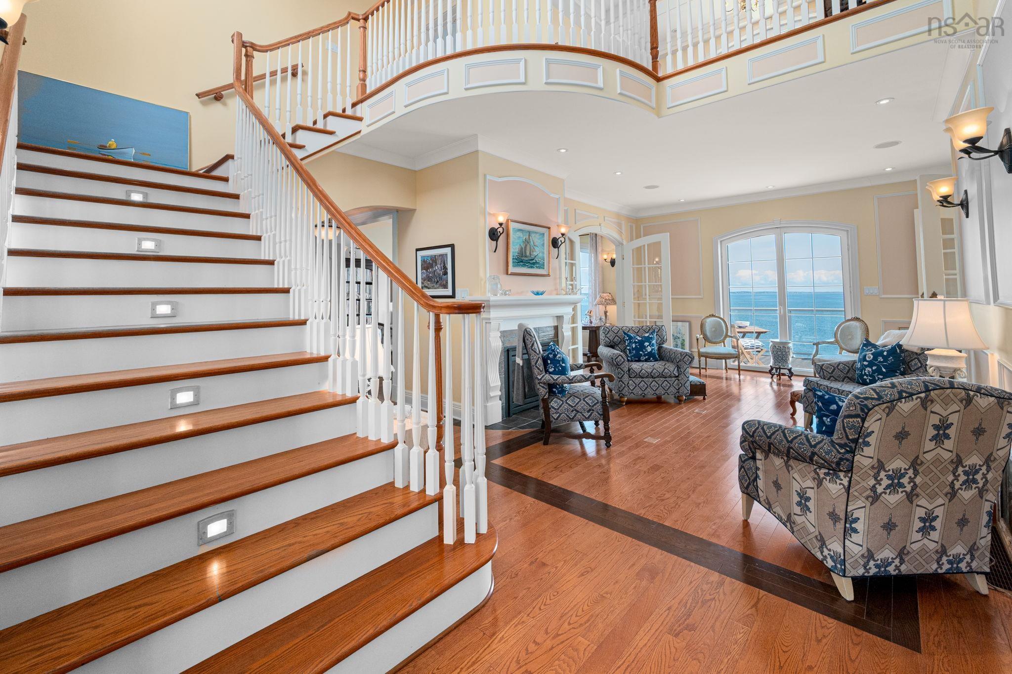 73 Kestrel Court photo #20