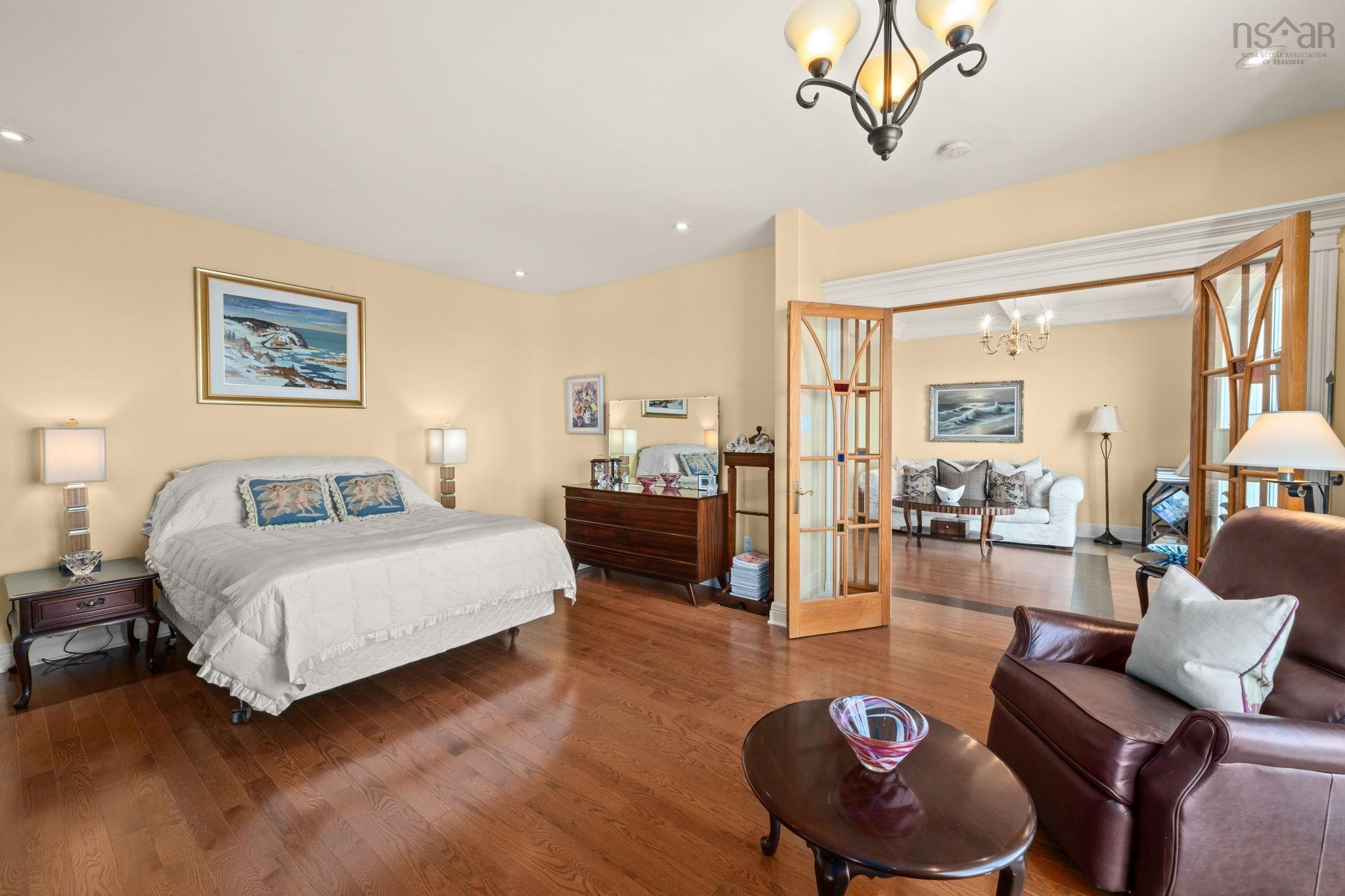 73 Kestrel Court photo #21