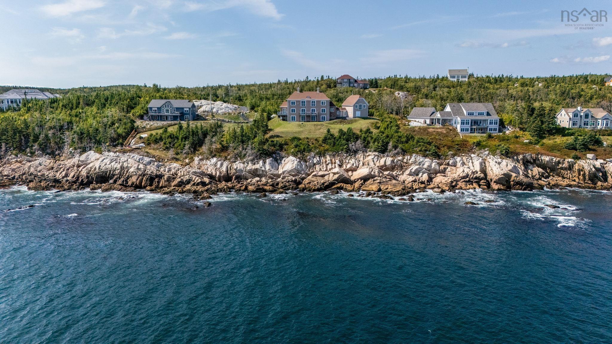 73 Kestrel Court photo #47