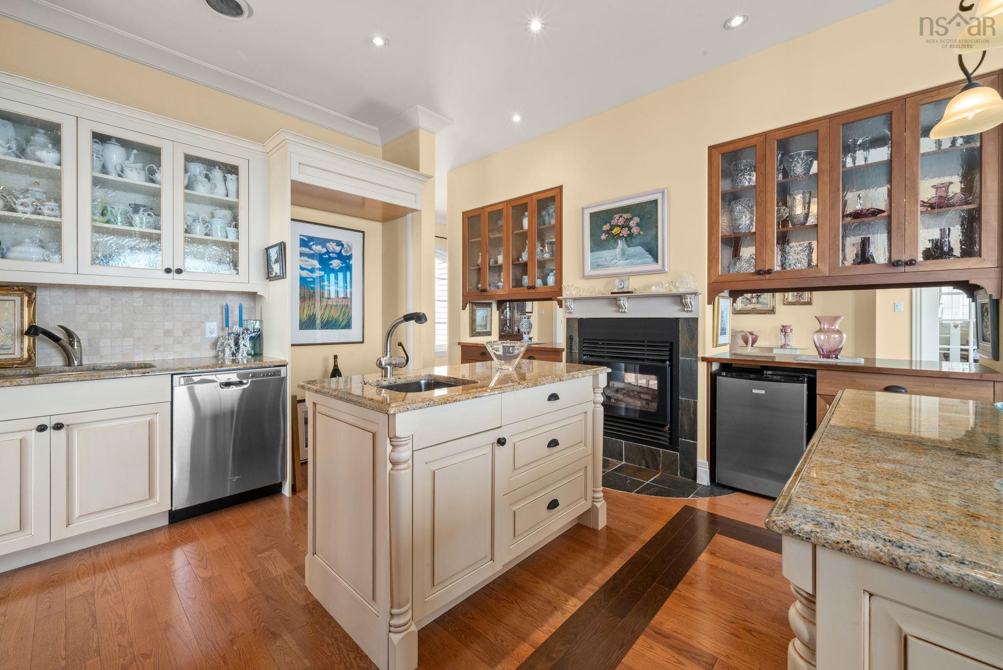 73 Kestrel Court photo #7