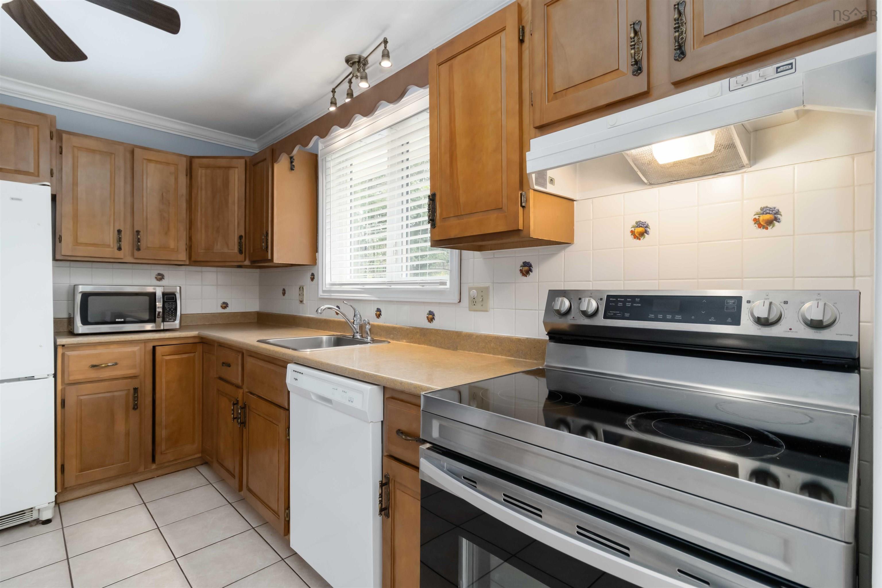 39 Gourok Avenue photo #21